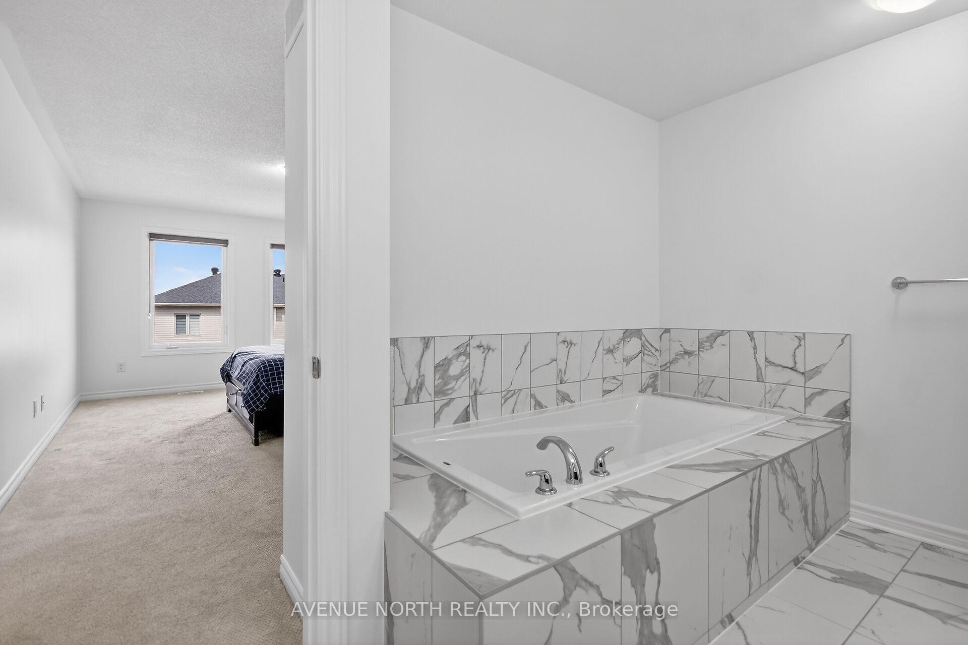 Photo 34 of 110 Dun Skipper Drive, Ottawa, Blossom Park/Kemp Park/Findlay Creek — HOMEH