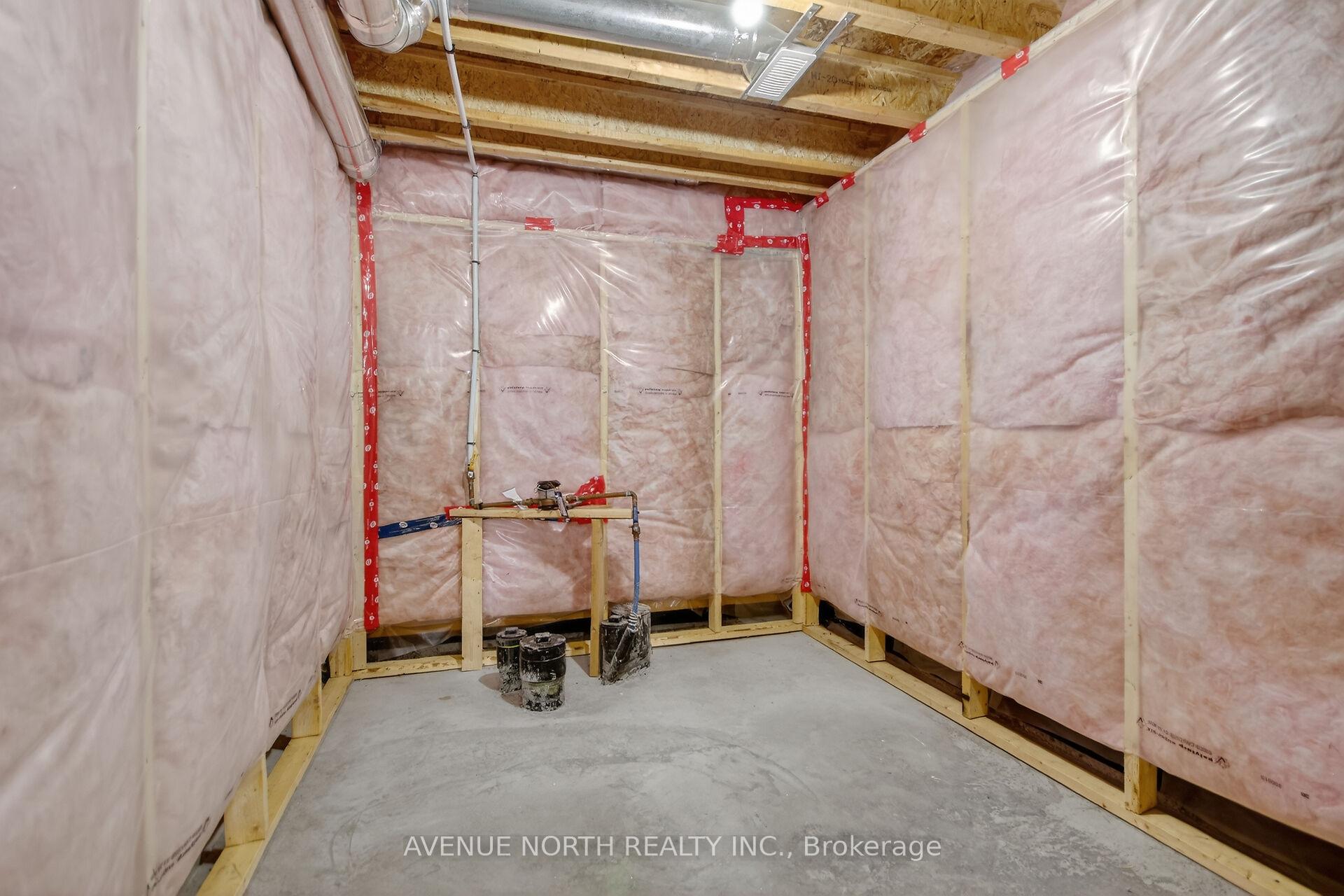 Photo 44 of 110 Dun Skipper Drive, Ottawa, Blossom Park/Kemp Park/Findlay Creek — HOMEH