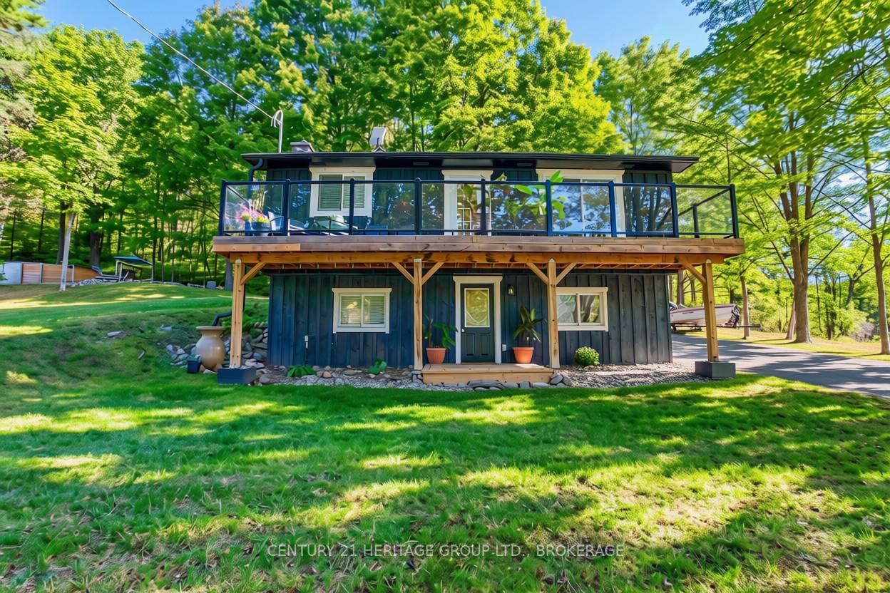 Photo of 10874 Canoe Lake Road
