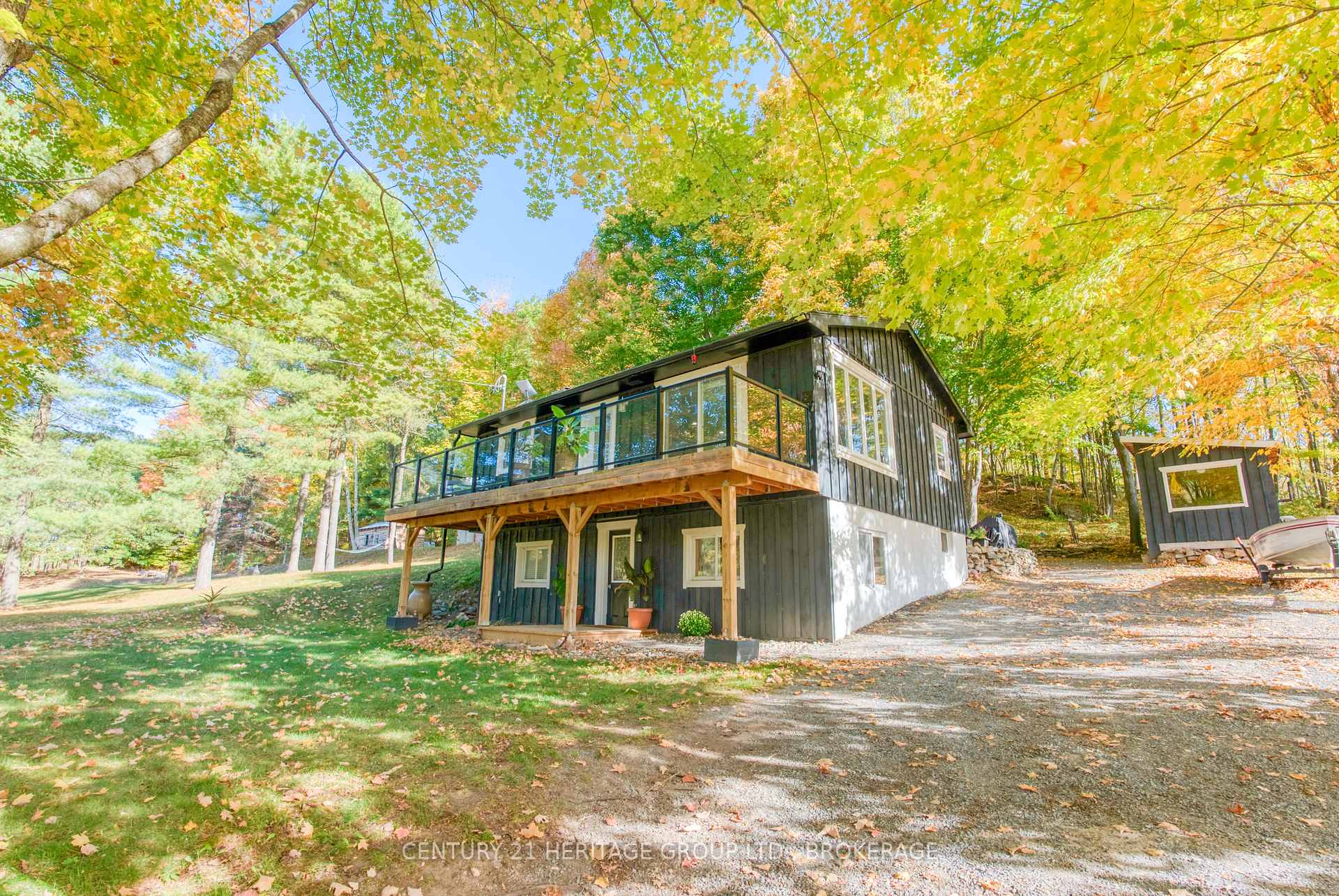 Photo 3 of 10874 Canoe Lake Road, Frontenac, Frontenac South — HOMEH