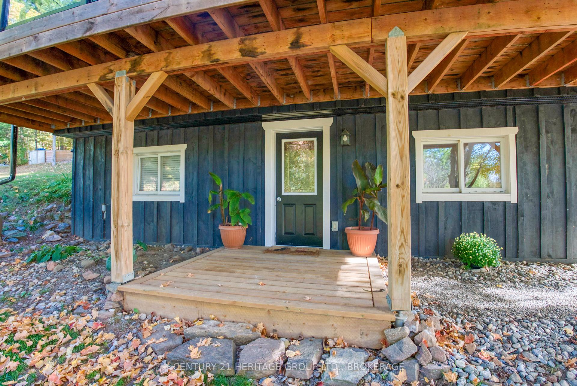 Photo 4 of 10874 Canoe Lake Road, Frontenac, Frontenac South — HOMEH