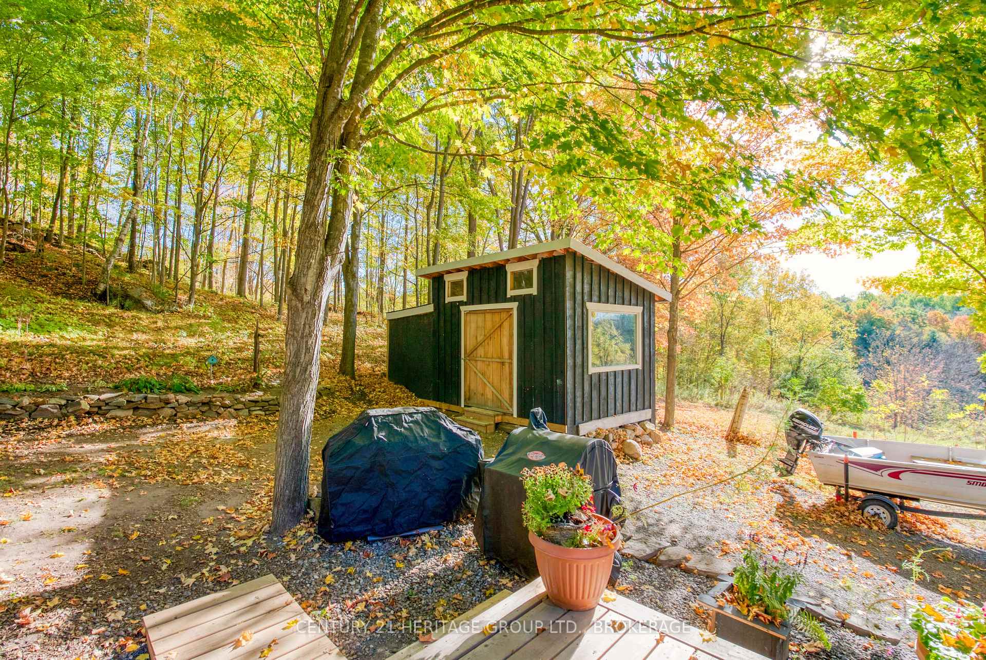 Photo 6 of 10874 Canoe Lake Road, Frontenac, Frontenac South — HOMEH