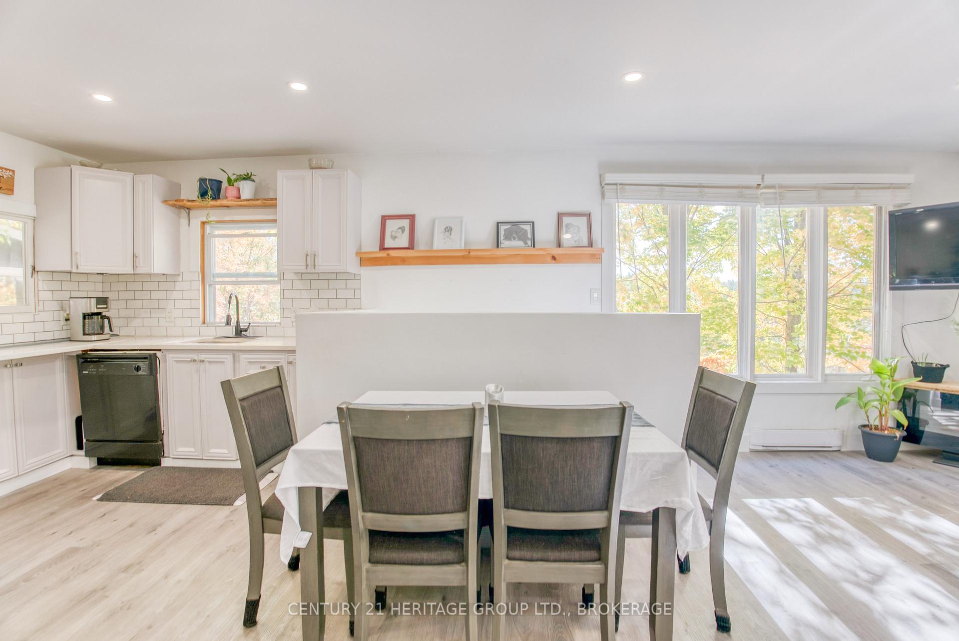 Photo 21 of 10874 Canoe Lake Road, Frontenac, Frontenac South — HOMEH