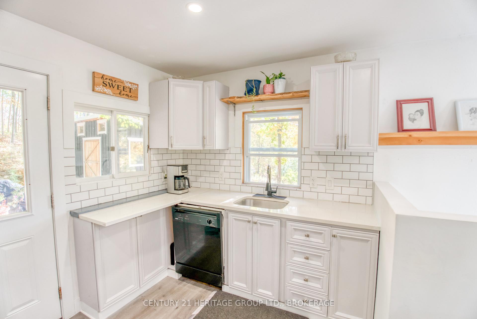 Photo 23 of 10874 Canoe Lake Road, Frontenac, Frontenac South — HOMEH
