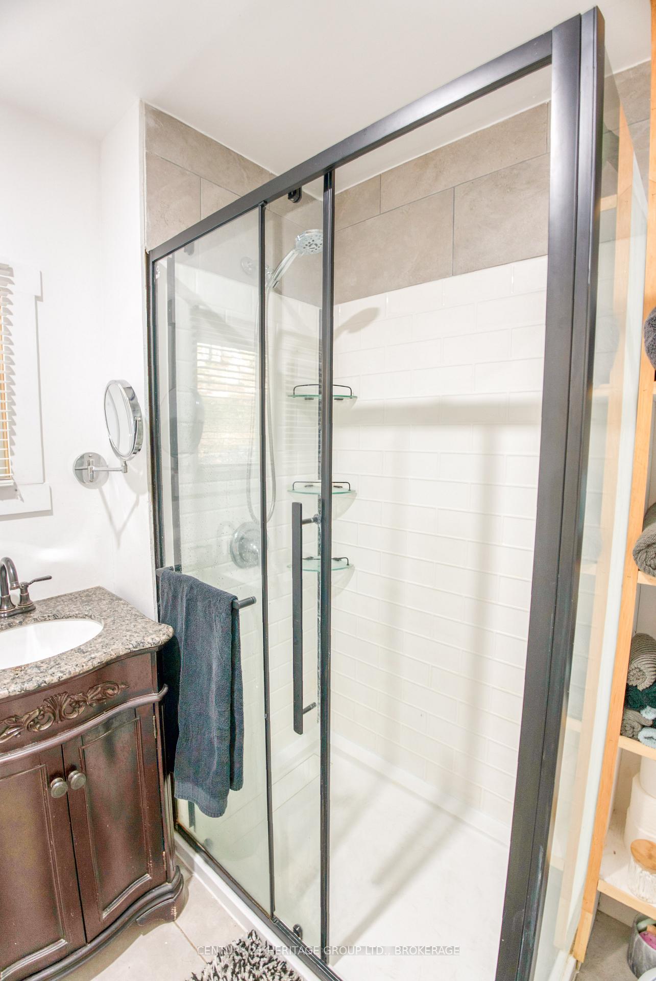 Photo 30 of 10874 Canoe Lake Road, Frontenac, Frontenac South — HOMEH