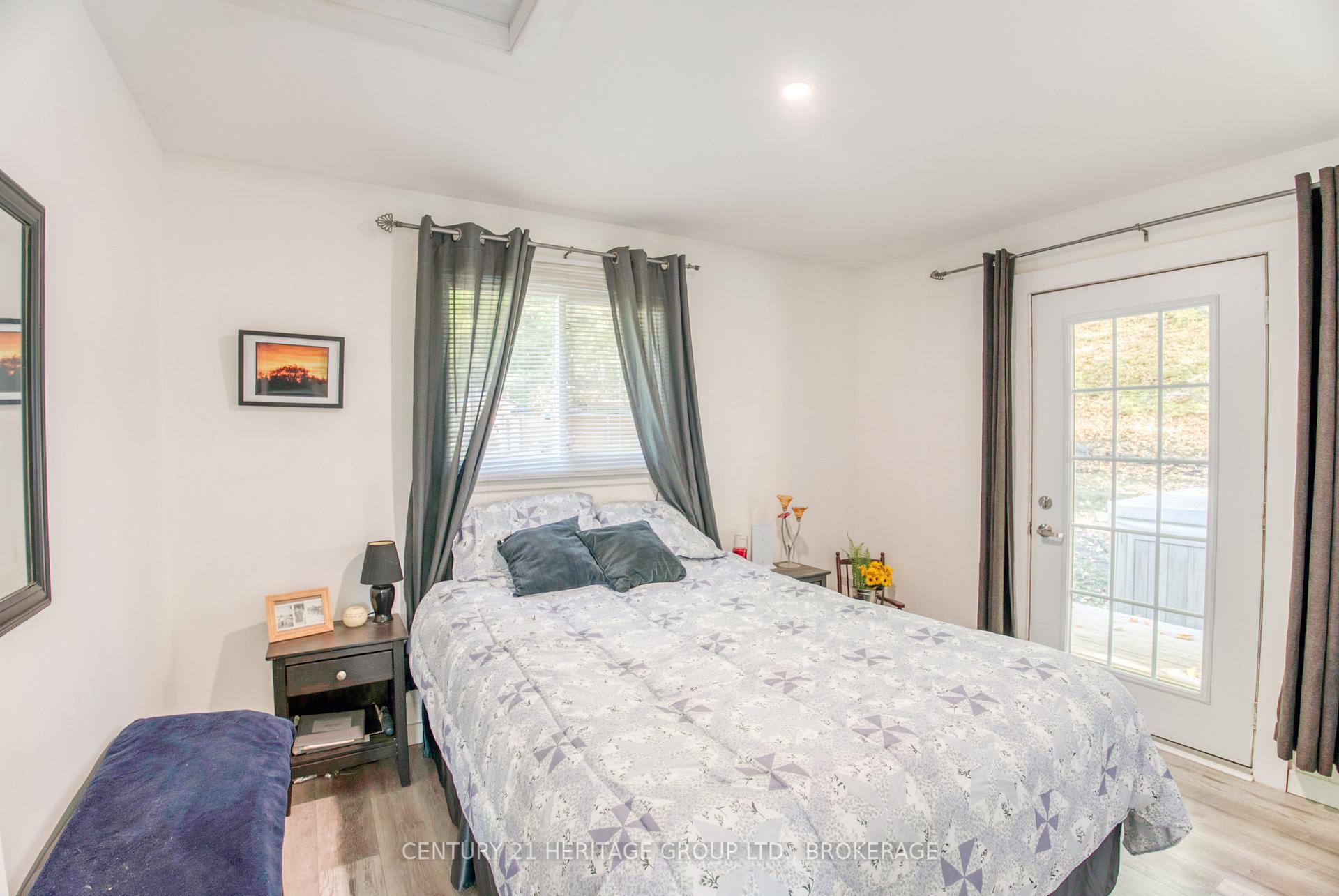 Photo 31 of 10874 Canoe Lake Road, Frontenac, Frontenac South — HOMEH