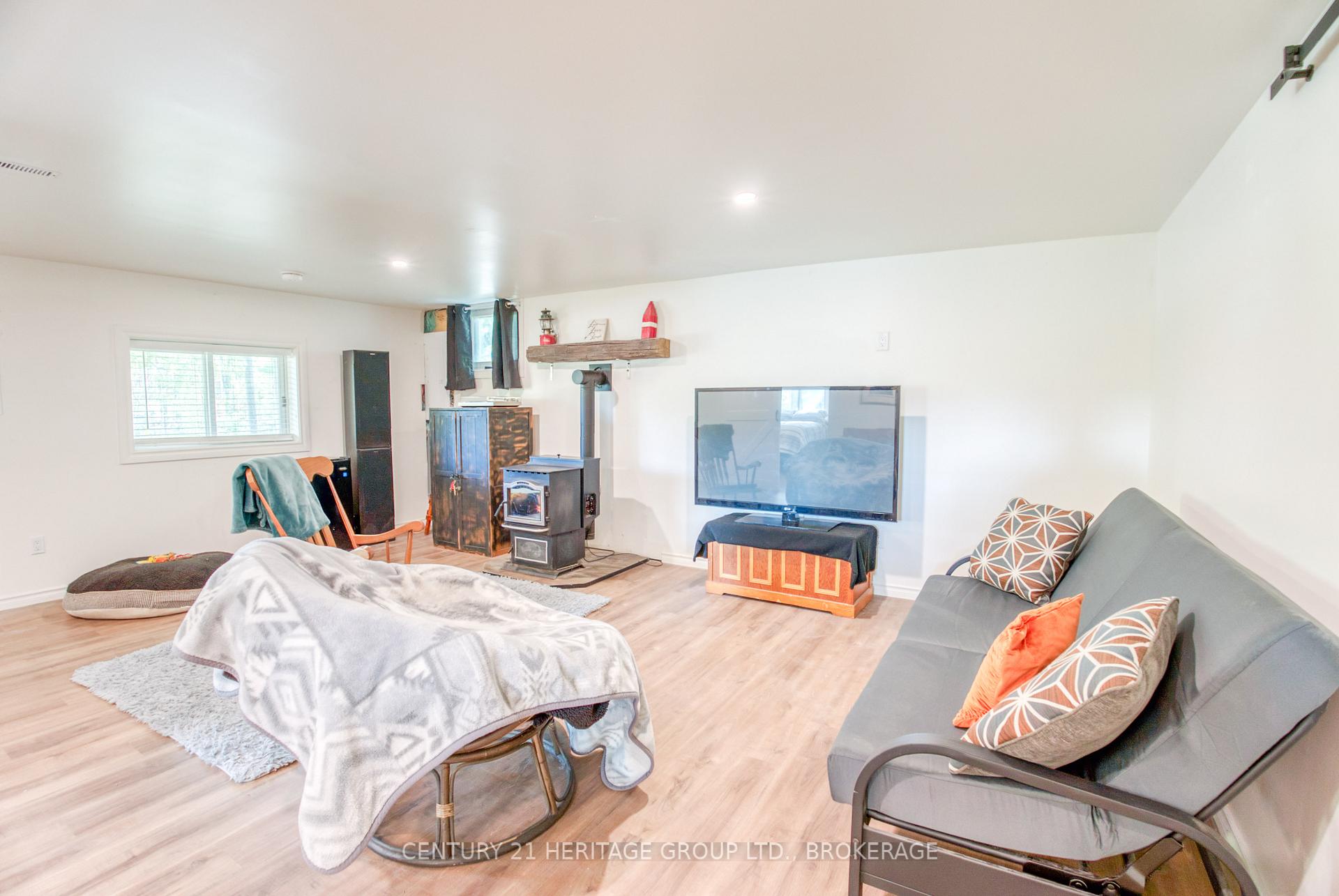 Photo 35 of 10874 Canoe Lake Road, Frontenac, Frontenac South — HOMEH