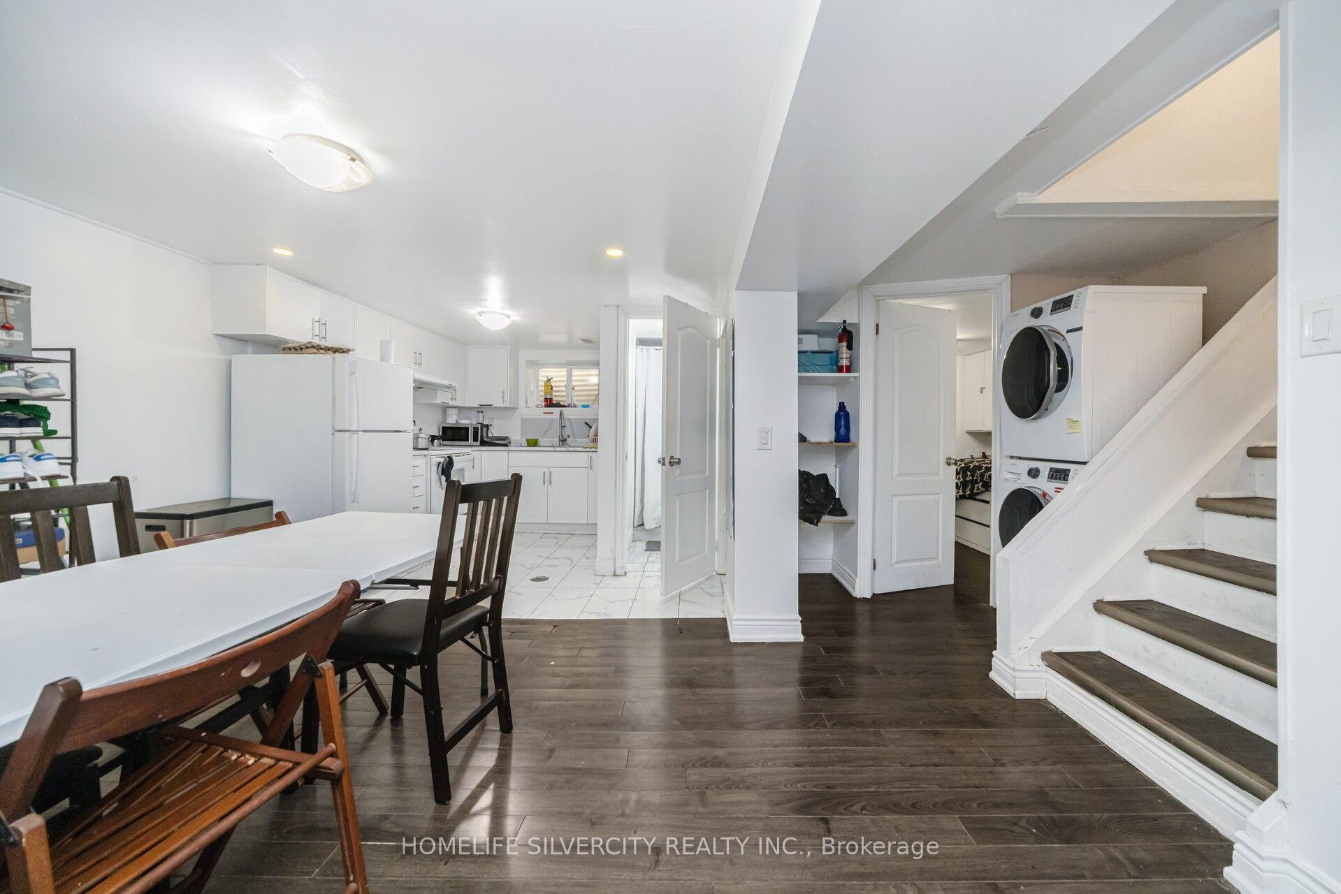 Photo 34 of 7582 Discus Crescent, Mississauga, Malton — HOMEH