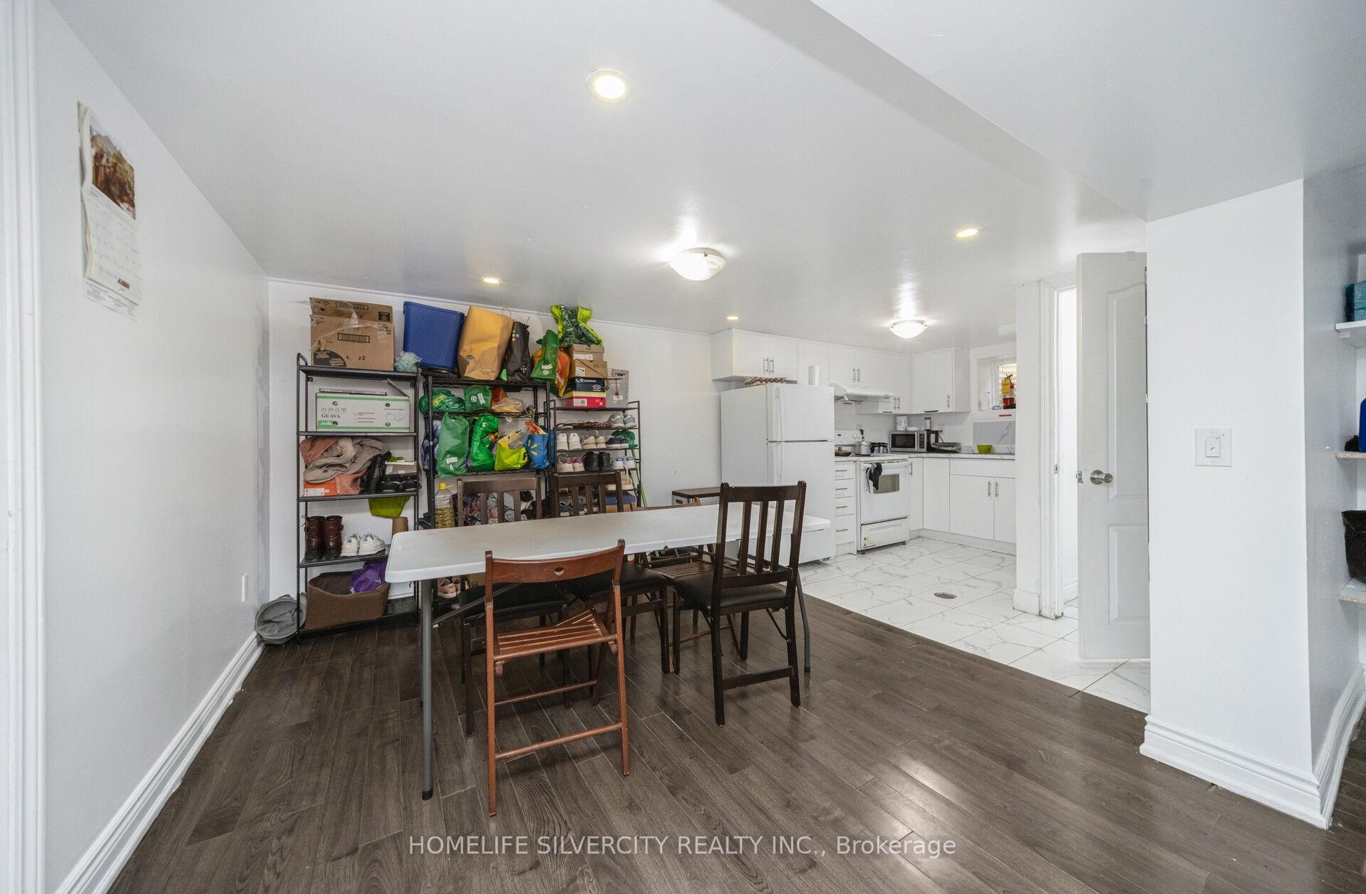 Photo 35 of 7582 Discus Crescent, Mississauga, Malton — HOMEH