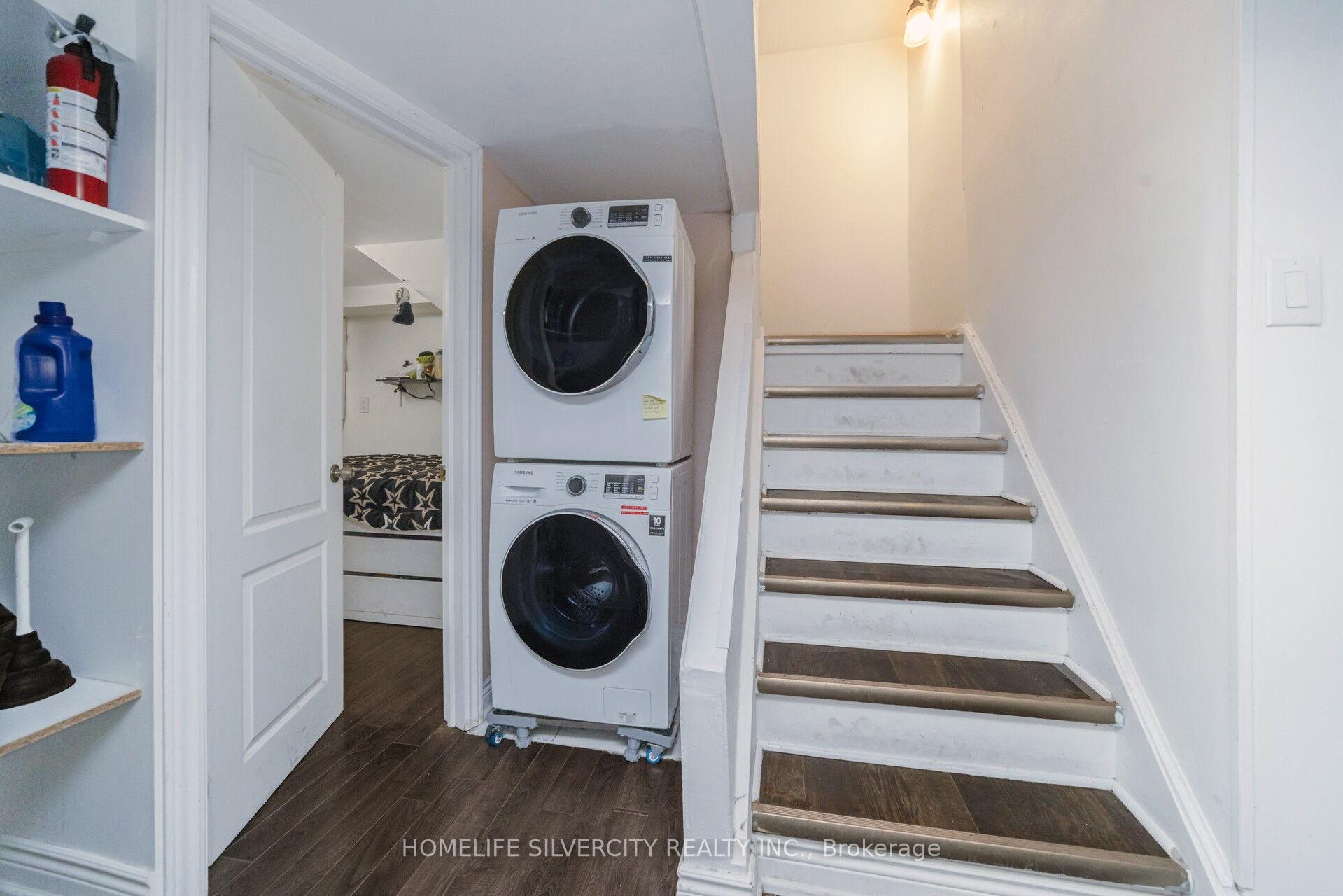 Photo 37 of 7582 Discus Crescent, Mississauga, Malton — HOMEH