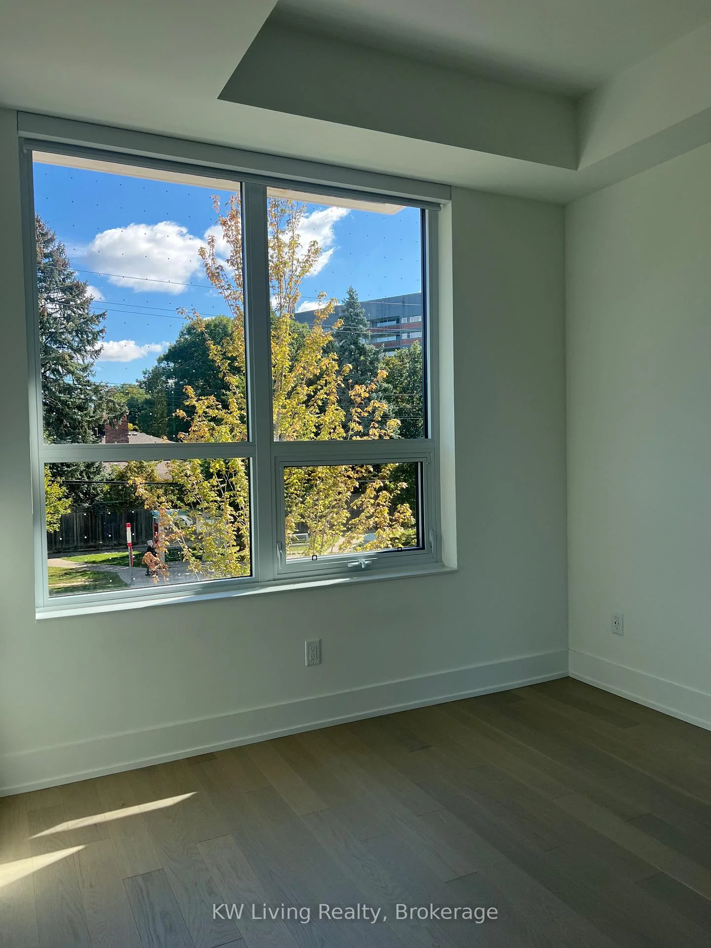 Photo 77 of Unit MZ10, 259 The Kingsway, Etobicoke, Edenbridge-Humber Valley — HOMEH