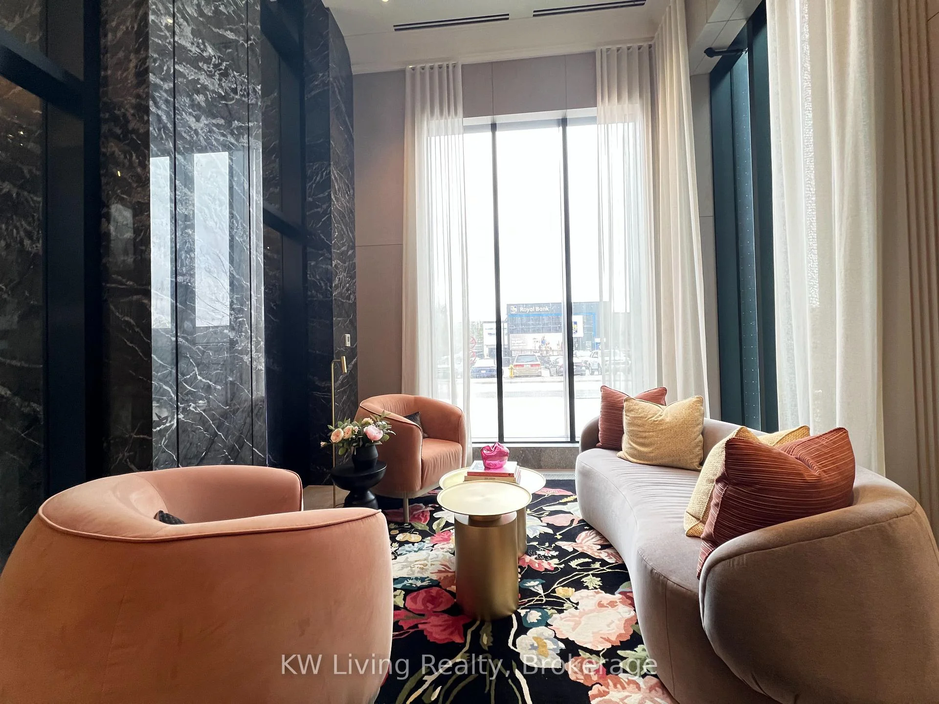 Photo 11 of Unit MZ10, 259 The Kingsway, Etobicoke, Edenbridge-Humber Valley — HOMEH