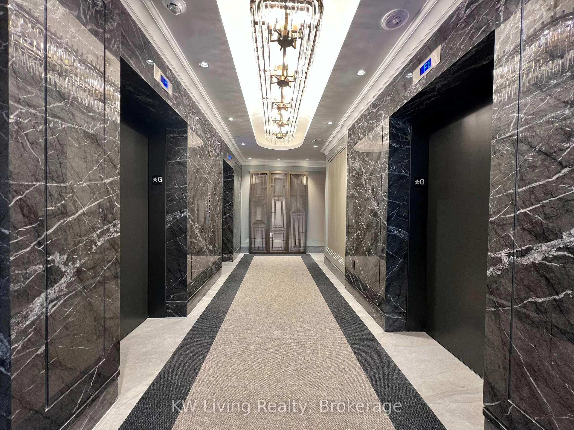 Photo 20 of Unit MZ10, 259 The Kingsway, Etobicoke, Edenbridge-Humber Valley — HOMEH