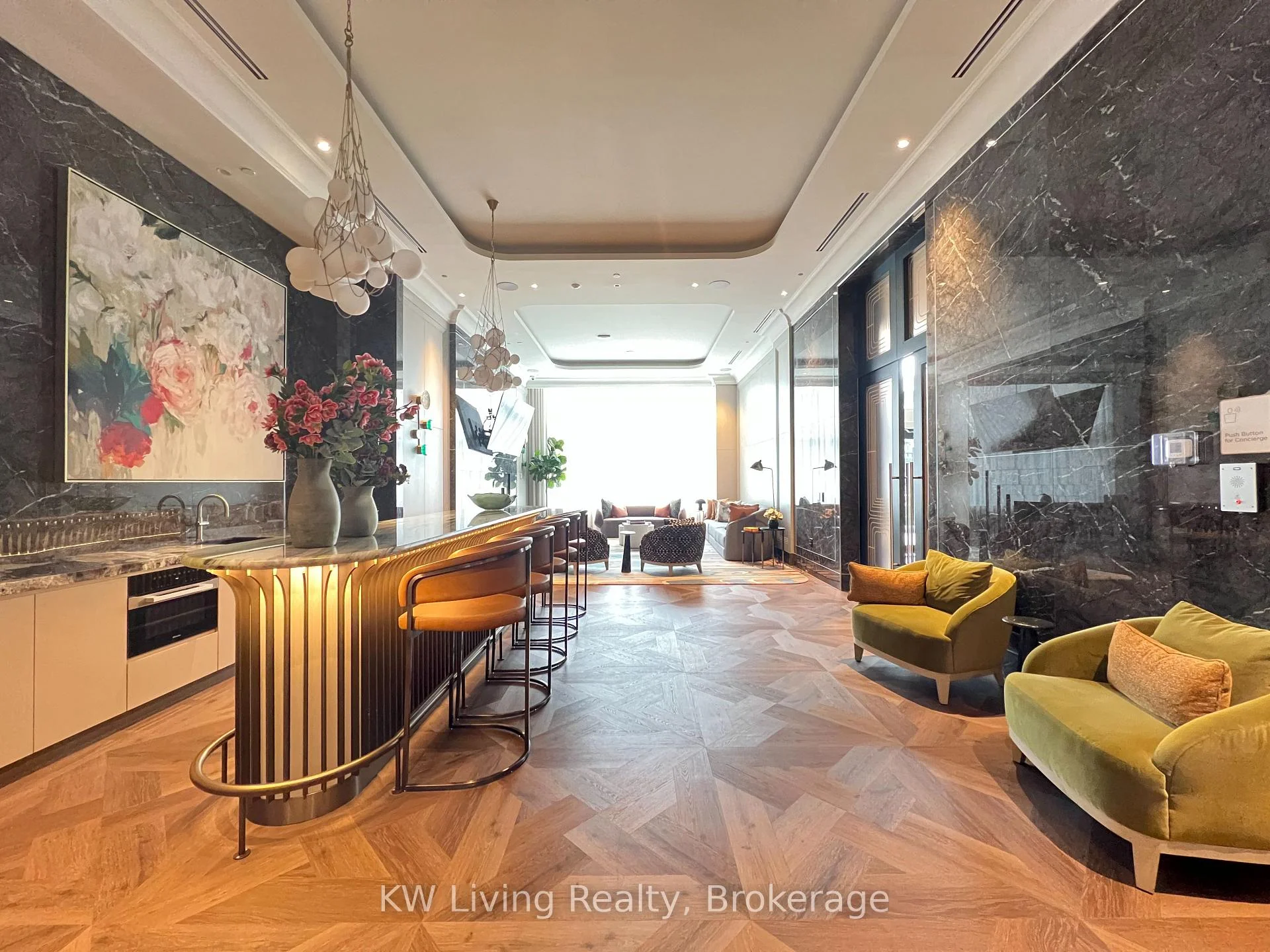 Photo 29 of Unit MZ10, 259 The Kingsway, Etobicoke, Edenbridge-Humber Valley — HOMEH