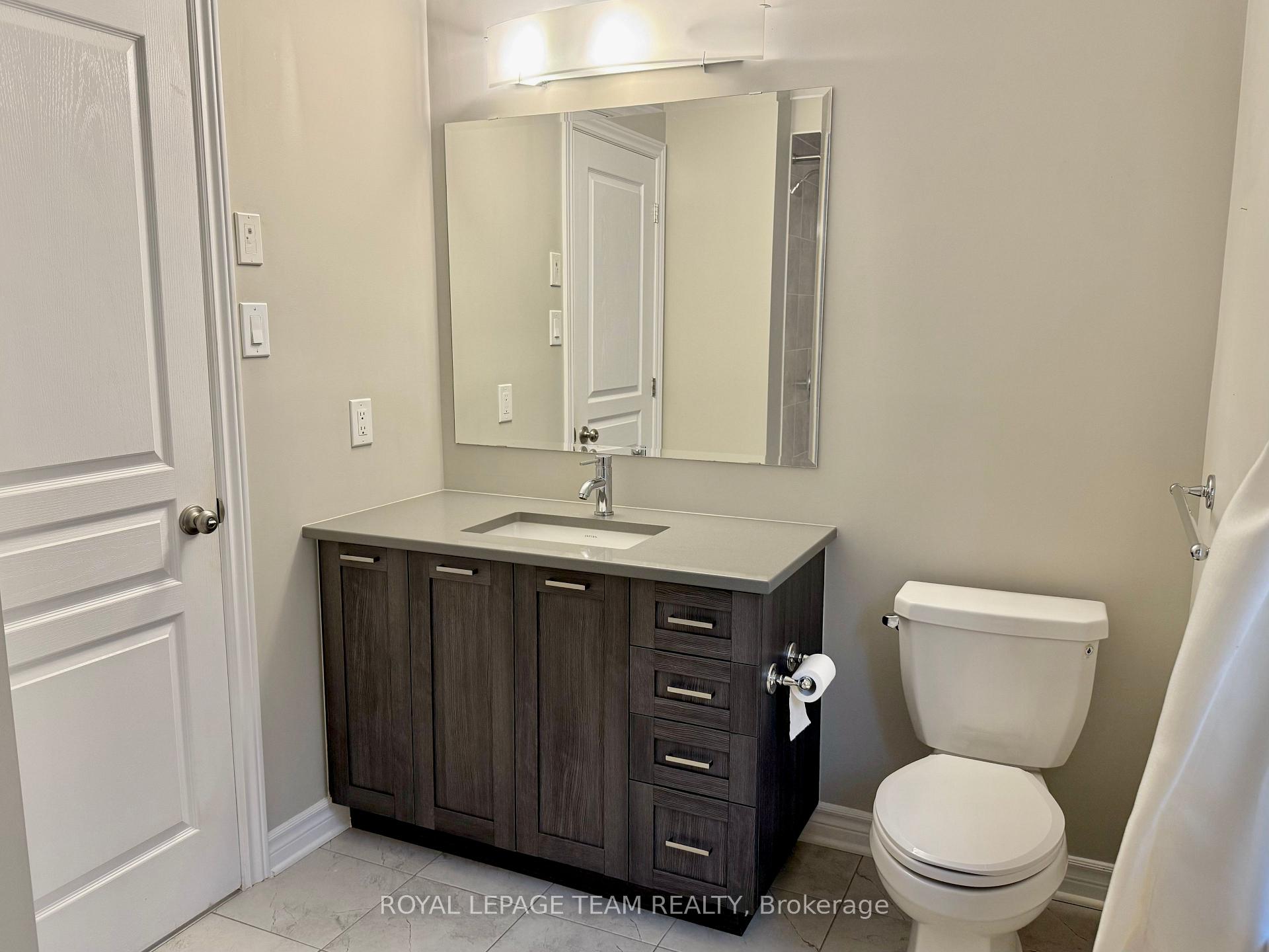Photo 22 of 82 Warrior Street, Ottawa, Kanata - Emerald Meadows/Trailwest — HOMEH