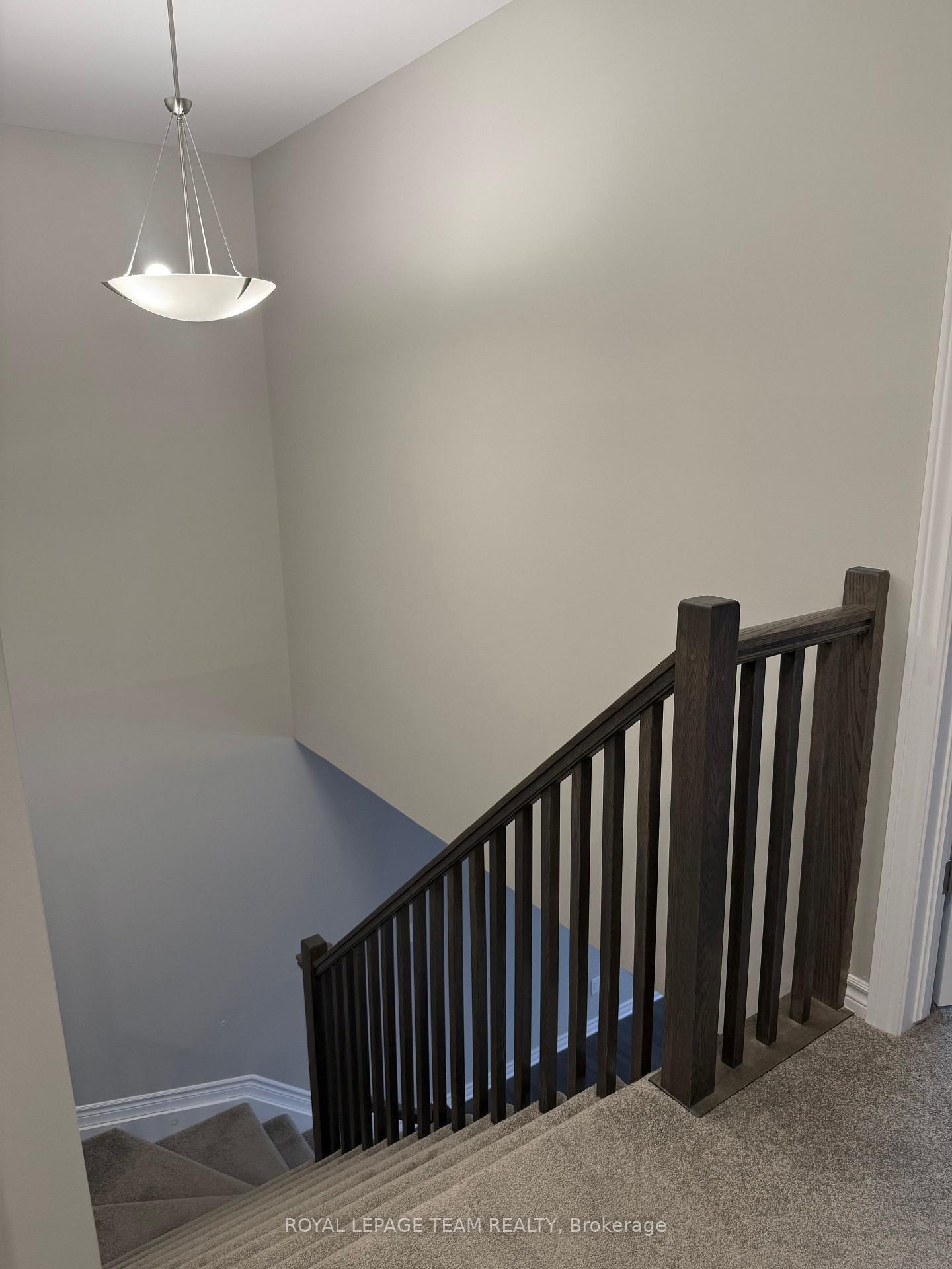 Photo 28 of 82 Warrior Street, Ottawa, Kanata - Emerald Meadows/Trailwest — HOMEH