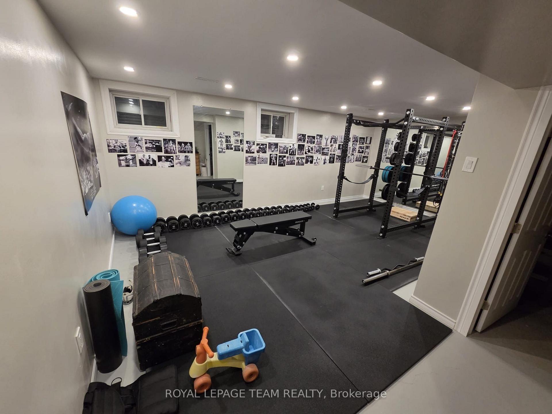 Photo 29 of 82 Warrior Street, Ottawa, Kanata - Emerald Meadows/Trailwest — HOMEH