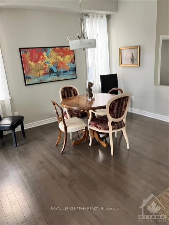 Photo 16 of 82 Warrior Street, Ottawa, Kanata - Emerald Meadows/Trailwest — HOMEH