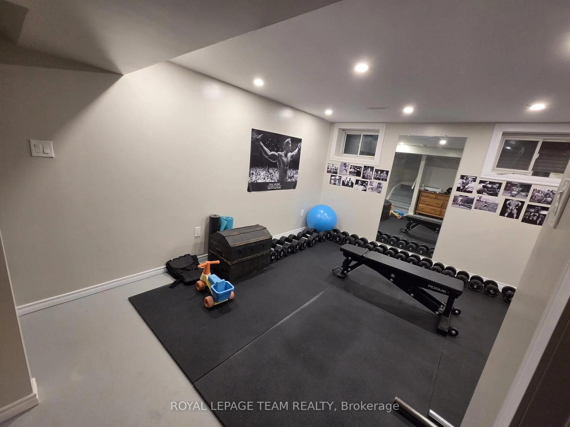 Photo 30 of 82 Warrior Street, Ottawa, Kanata - Emerald Meadows/Trailwest — HOMEH