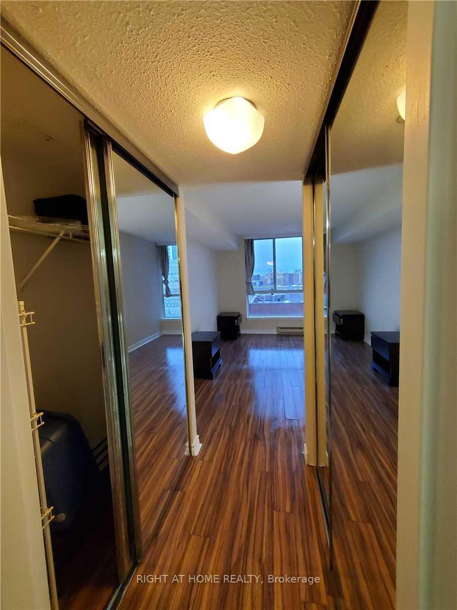 Photo 8 of Unit 1109, 38 Elm Street, Toronto, Bay Street Corridor — HOMEH