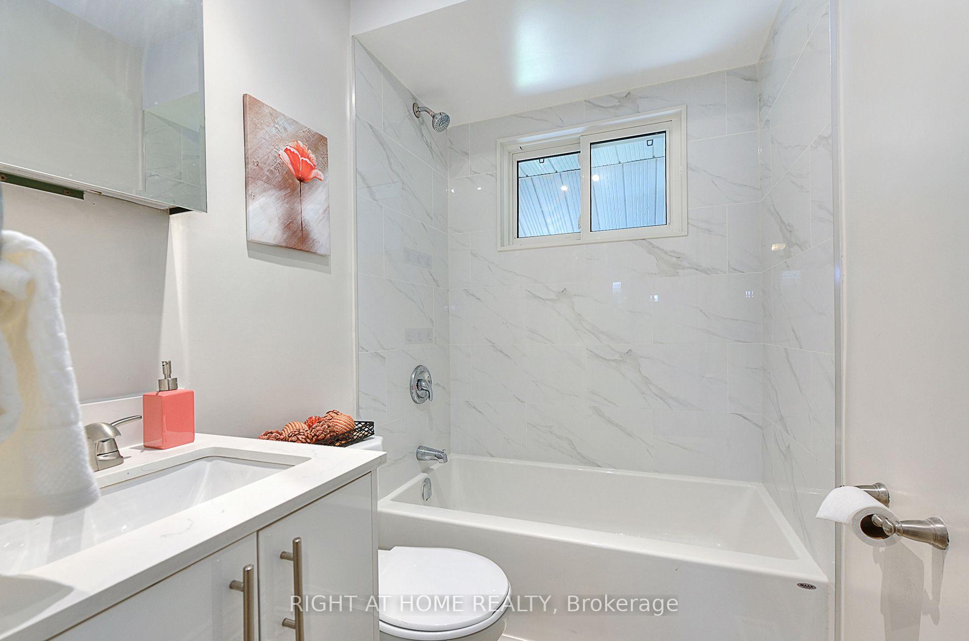 Photo 10 of 245 West 33rd Street, Hamilton, Westcliffe — HOMEH