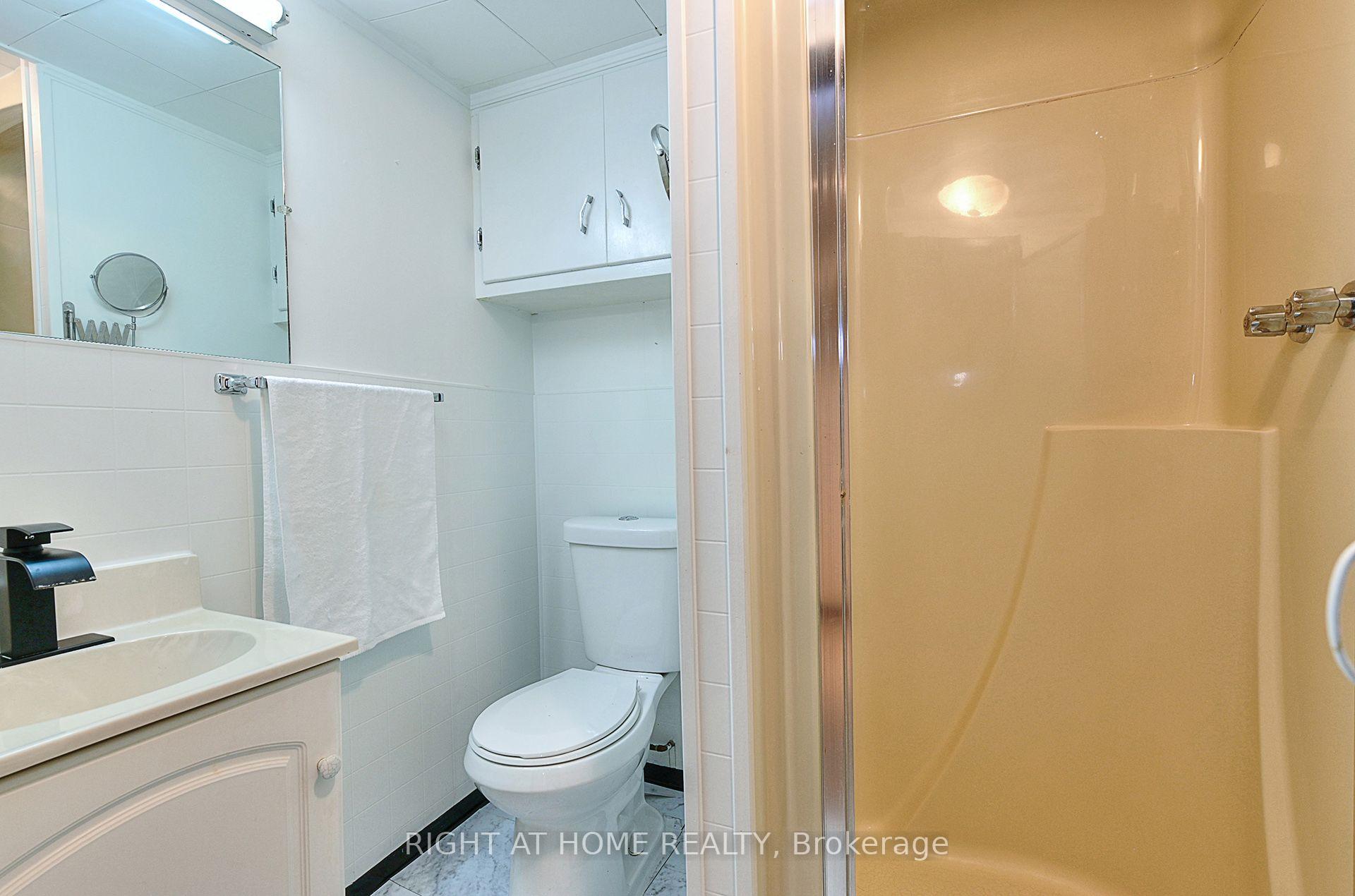 Photo 19 of 245 West 33rd Street, Hamilton, Westcliffe — HOMEH