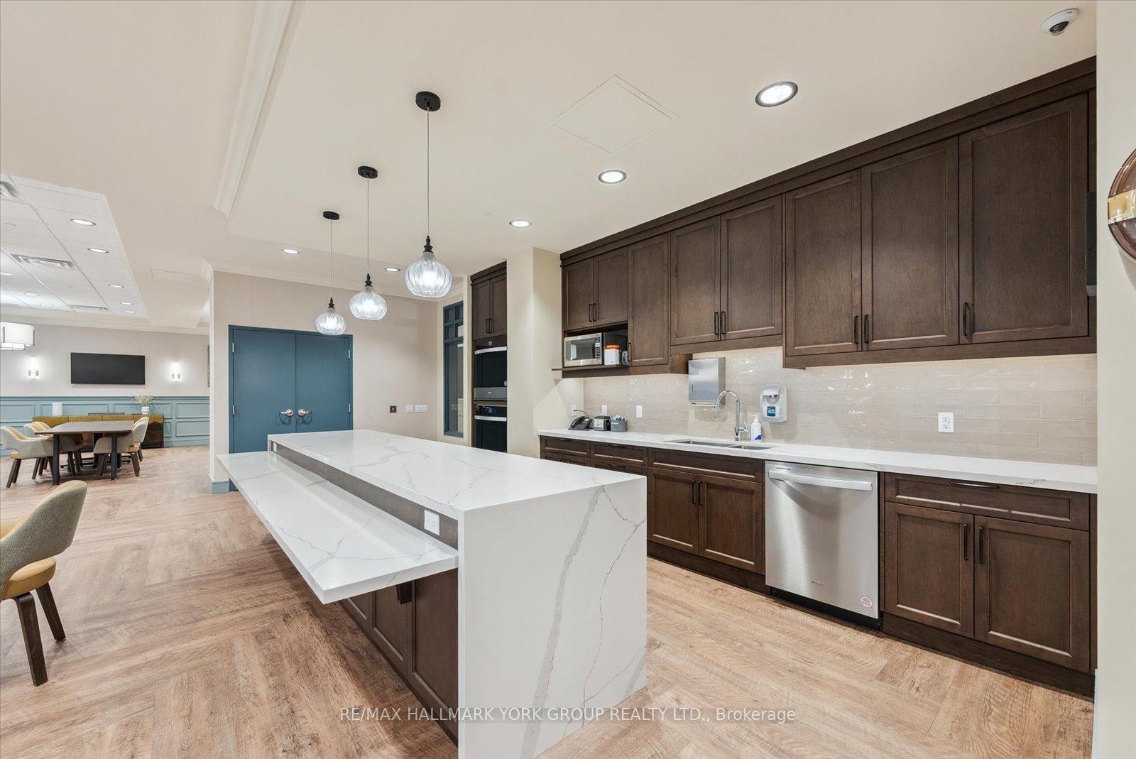 Photo 39 of Unit 116, 460 William Graham Drive, Aurora, Rural Aurora — HOMEH