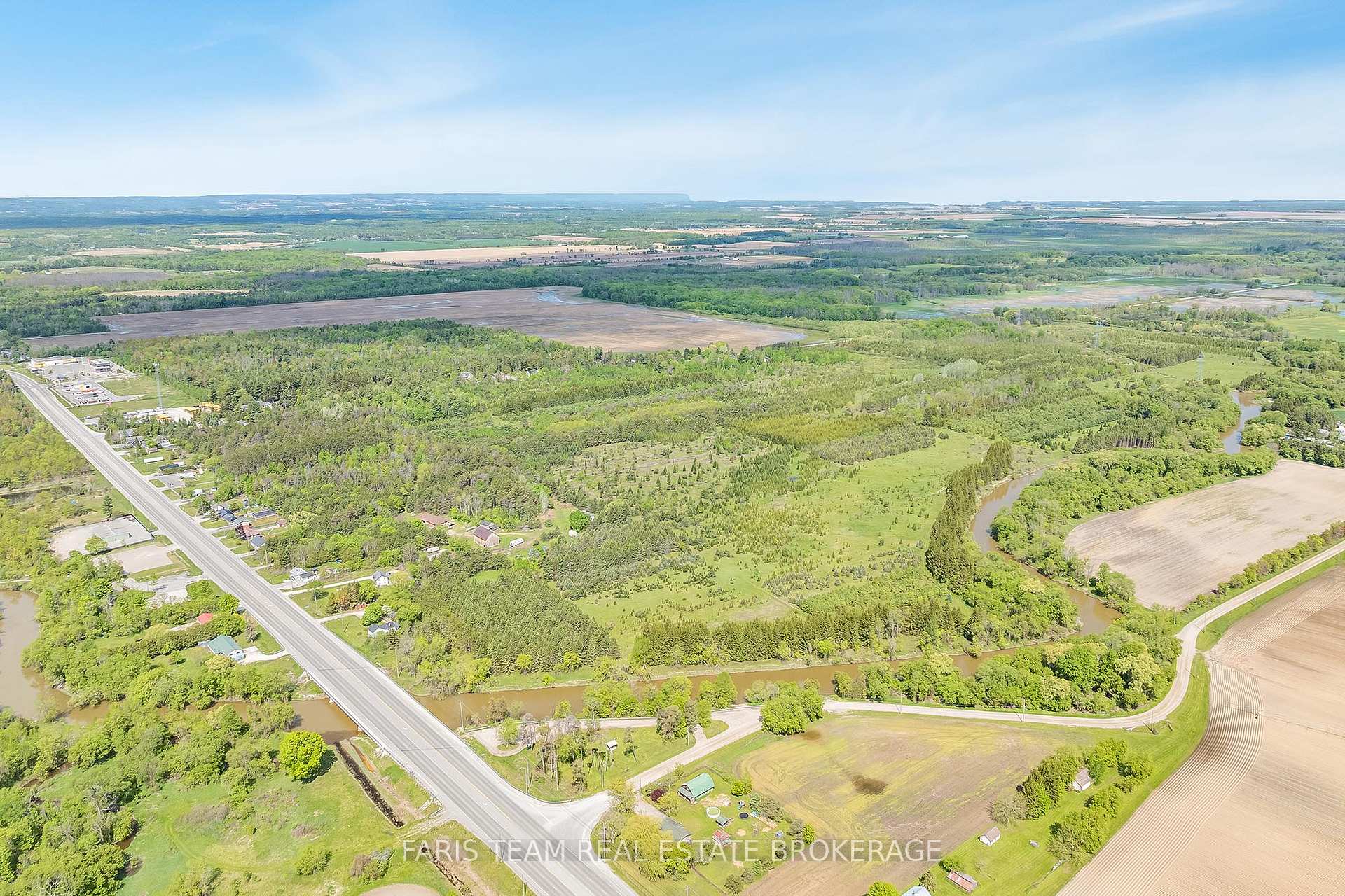 Photo 3 of 8971 McKinnon Road, Essa, Angus — HOMEH
