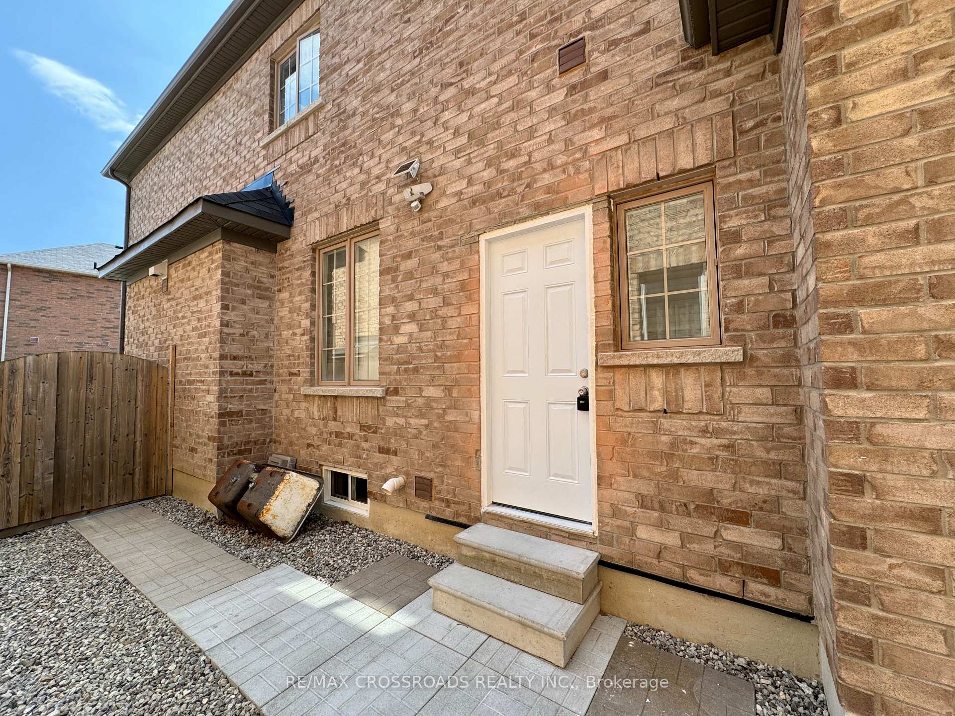 Photo 3 of Unit Basement, 375 Wilfred Murison Avenue, Markham, Berczy — HOMEH