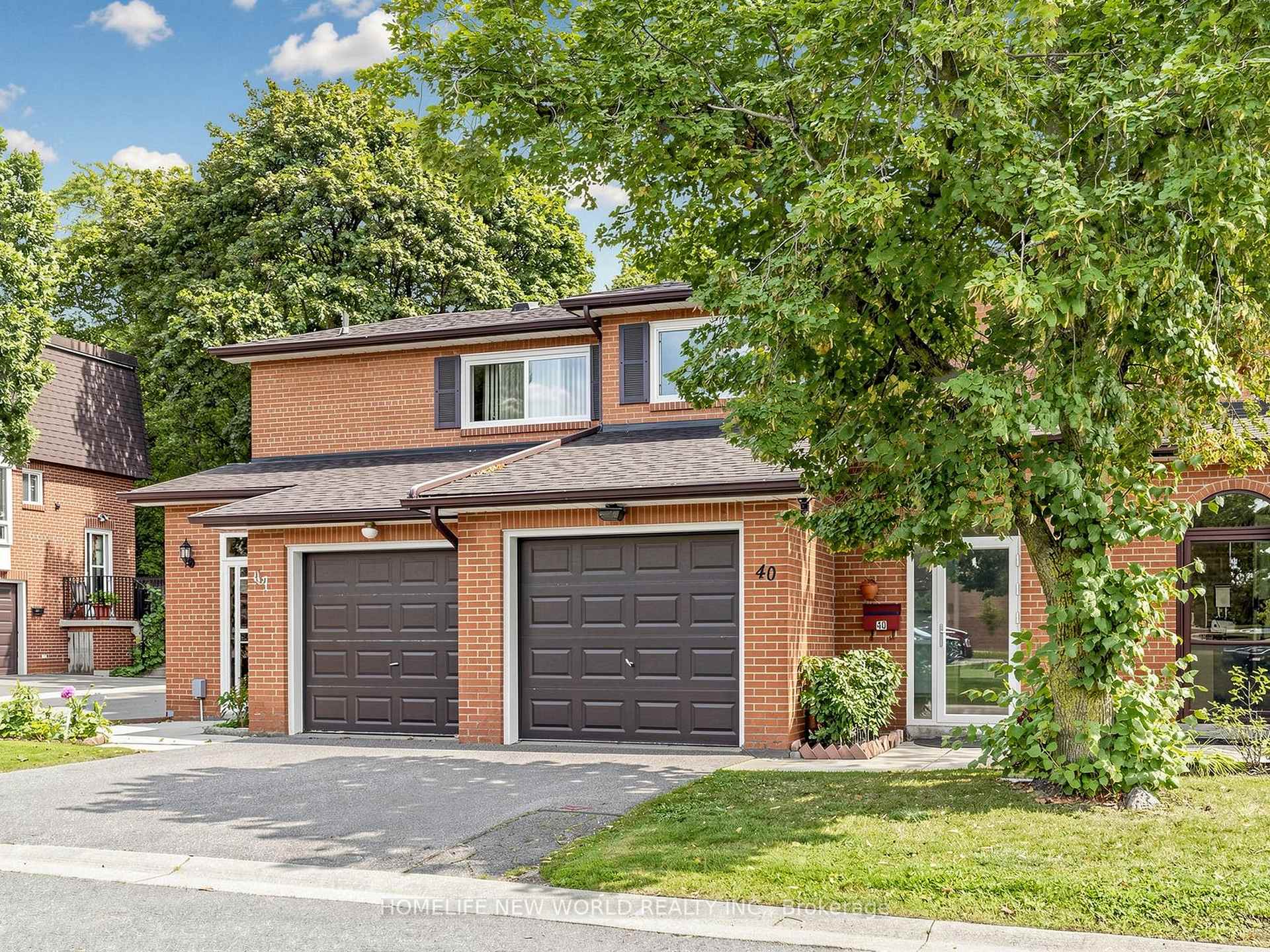 Photo 3 of Unit 40, 90 Crockamhill Drive, Scarborough, Agincourt North — HOMEH