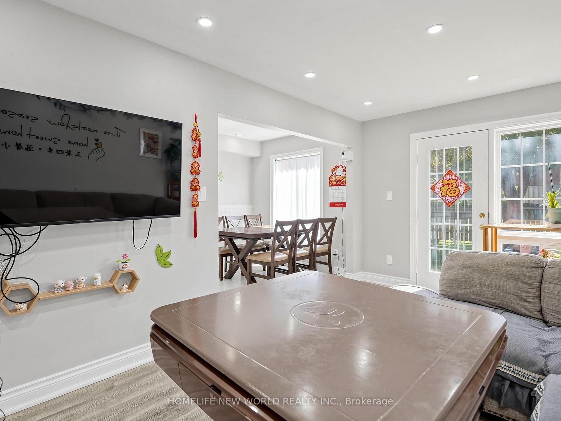 Photo 10 of Unit 40, 90 Crockamhill Drive, Scarborough, Agincourt North — HOMEH
