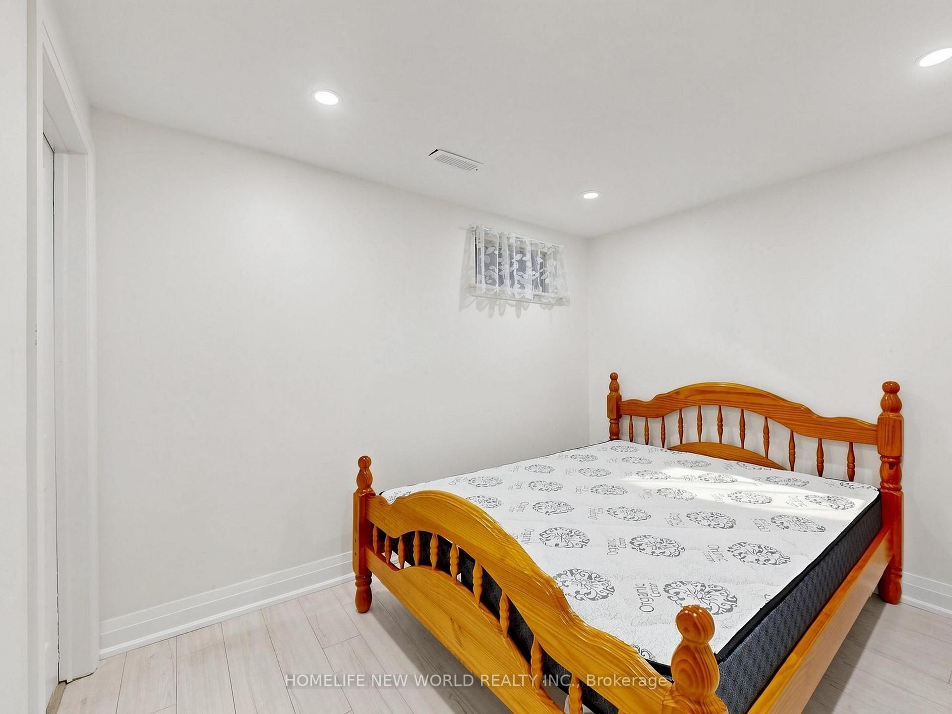 Photo 37 of Unit 40, 90 Crockamhill Drive, Scarborough, Agincourt North — HOMEH