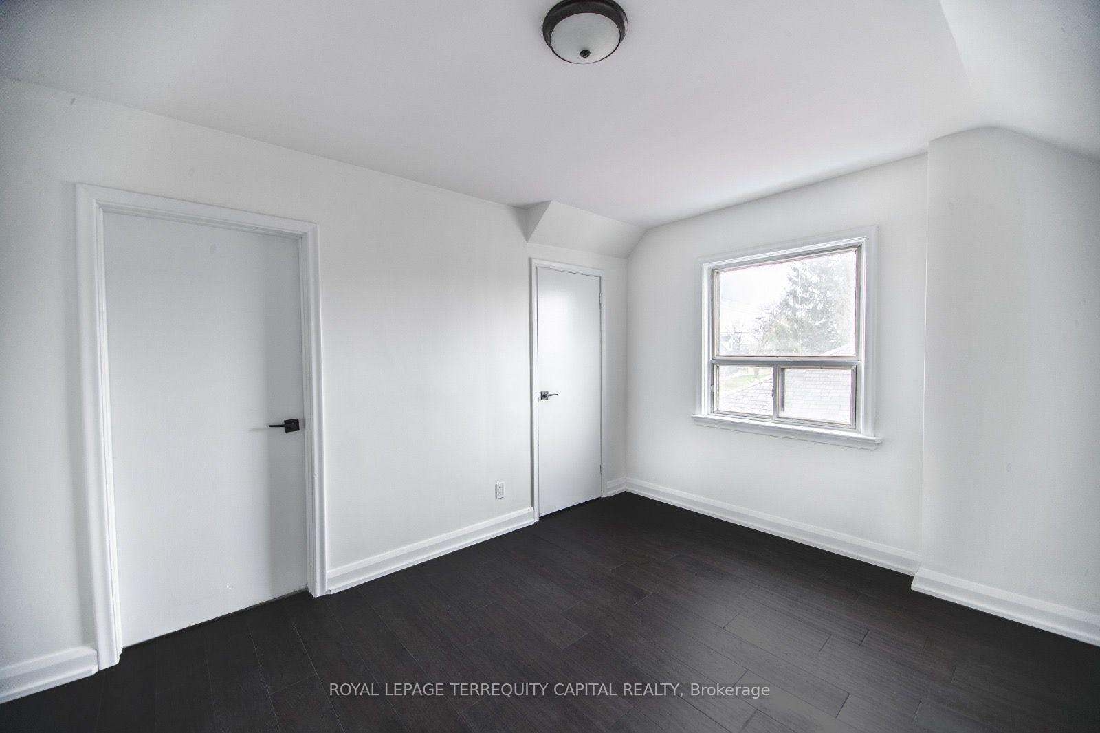 Photo 9 of Unit Upper, 1010 Caledonia Road, North York, Yorkdale-Glen Park — HOMEH