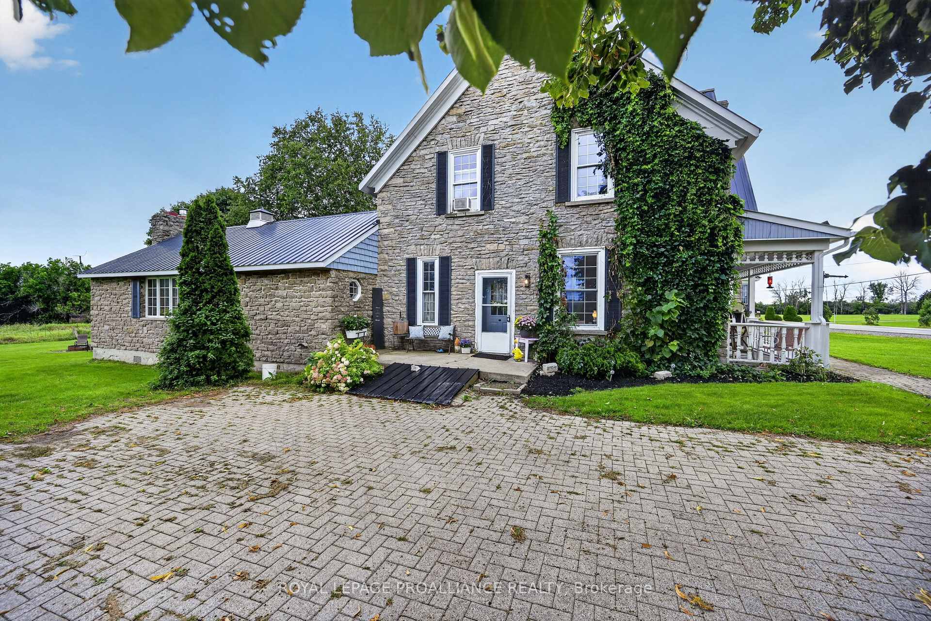Photo 5 of 9137 County Road 6, Augusta, Augusta Twp — HOMEH