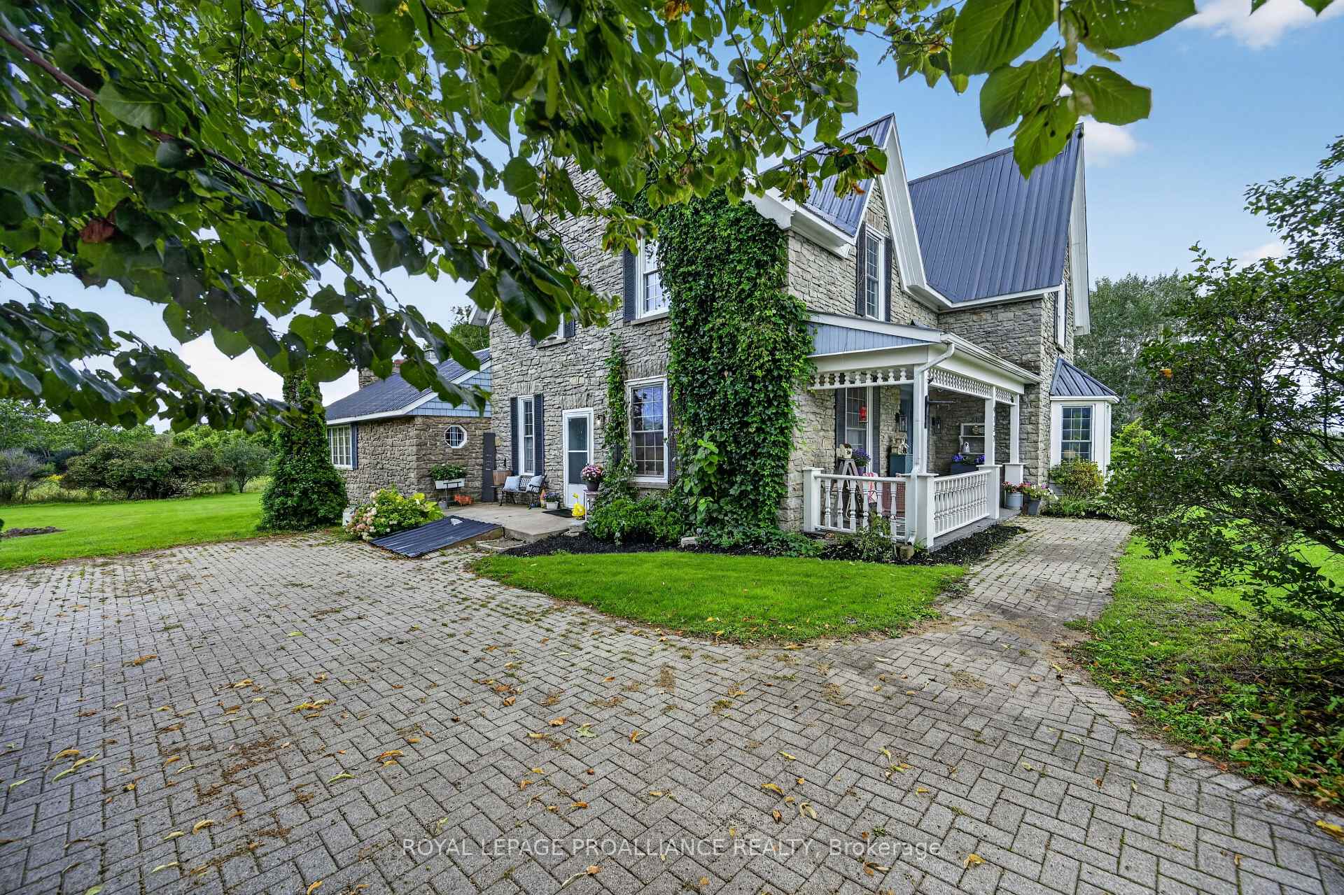 Photo 6 of 9137 County Road 6, Augusta, Augusta Twp — HOMEH