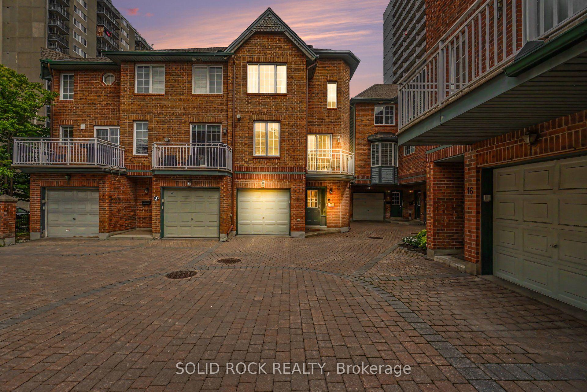 Photo 1 of 5 Beckington Private, Ottawa, Ottawa Centre — HOMEH
