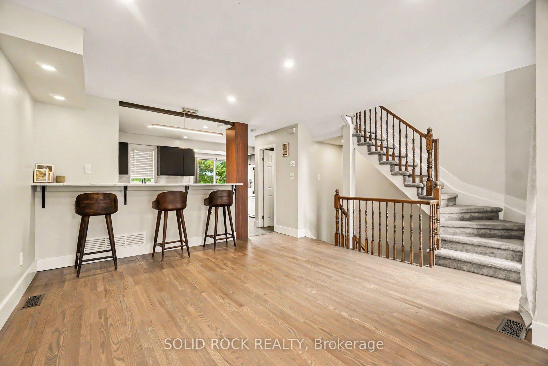 Photo 10 of 5 Beckington Private, Ottawa, Ottawa Centre — HOMEH