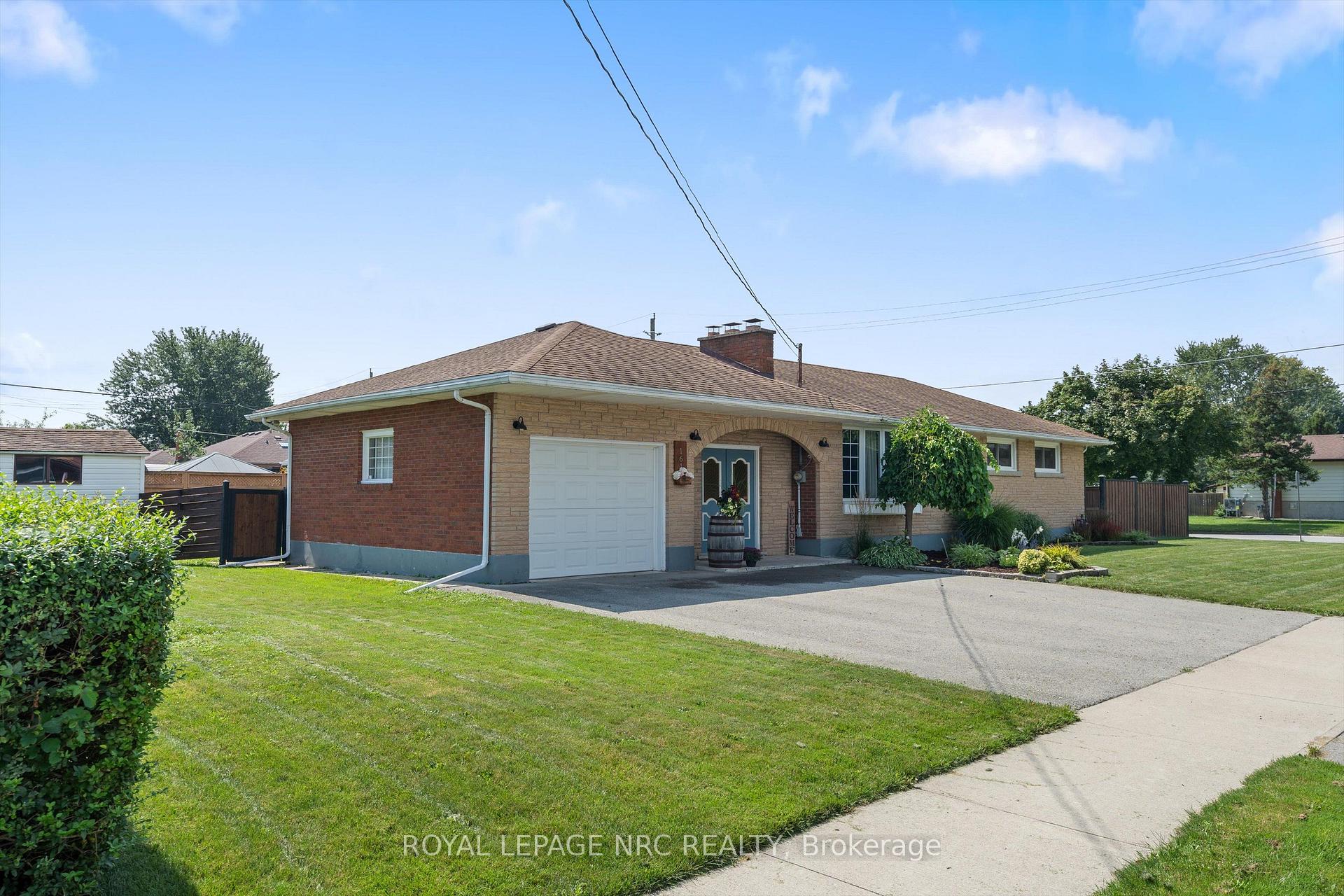 Photo 2 of 161 Catherine Street, Fort Erie, Central — HOMEH