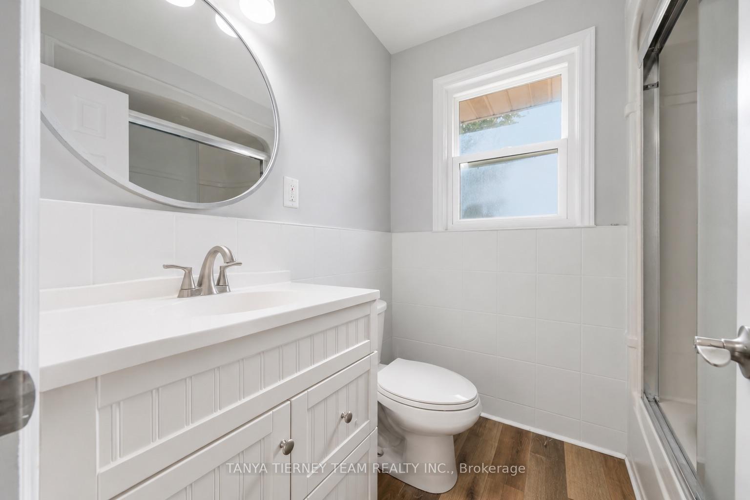 Photo 18 of 118 Rossland Road W, Oshawa, Centennial — HOMEH