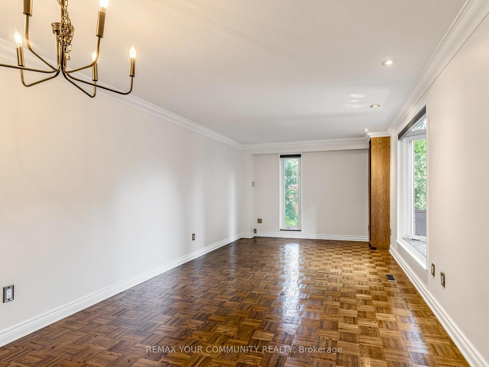 Photo 4 of 75 St. Andrews Court, Aurora, Hills of St Andrew — HOMEH