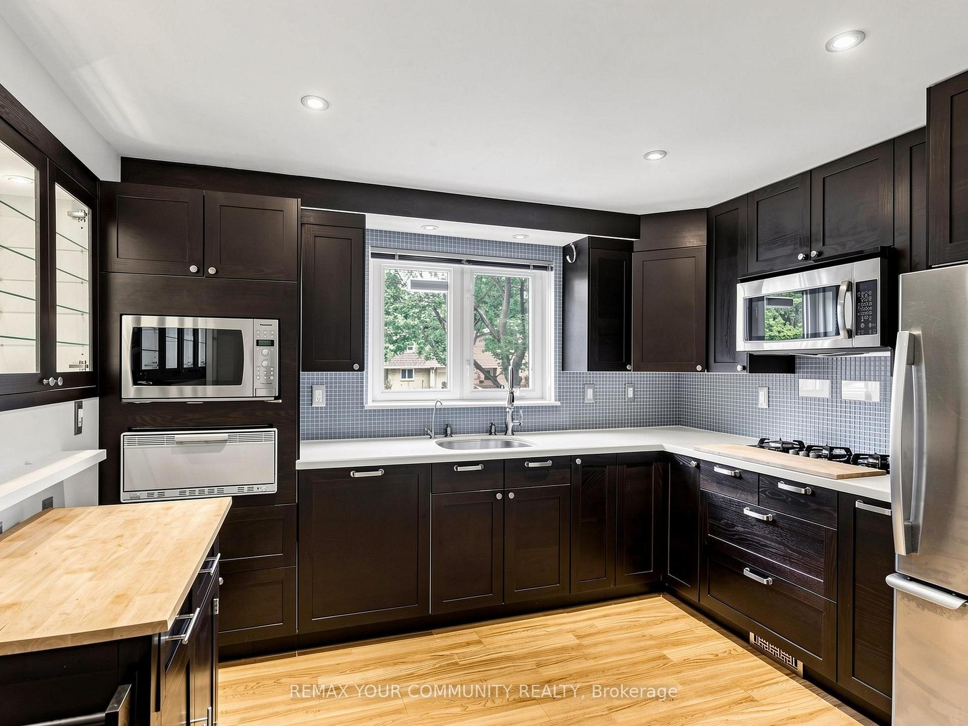 Photo 10 of 75 St. Andrews Court, Aurora, Hills of St Andrew — HOMEH