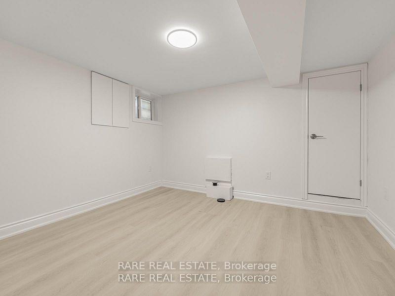 Photo 6 of Unit Lower, 727 Rhodes Avenue, Toronto, Greenwood-Coxwell — HOMEH