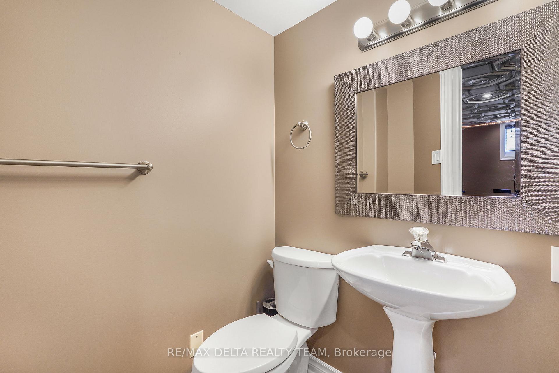 Photo 25 of 2040 Sunland Drive, Ottawa, Fallingbrook/Gardenway South — HOMEH