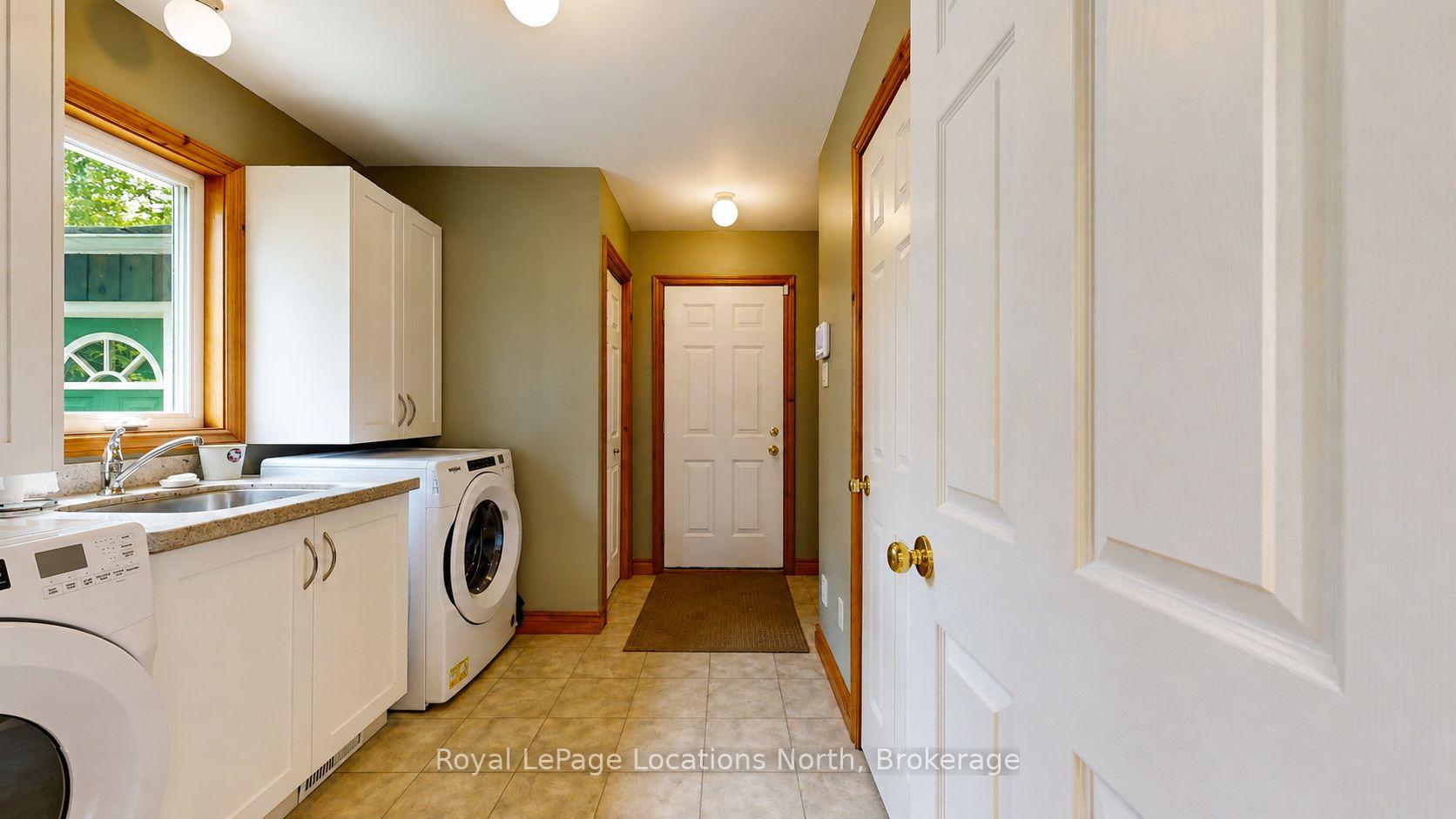 Photo 13 of 1657 Shore Lane, Wasaga Beach — HOMEH