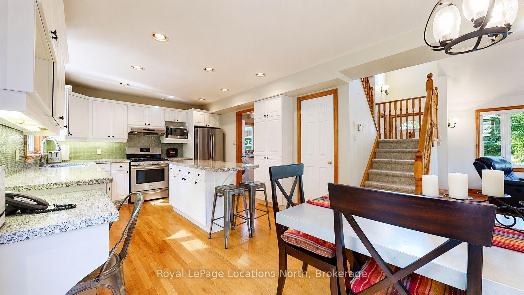 Photo 26 of 1657 Shore Lane, Wasaga Beach — HOMEH