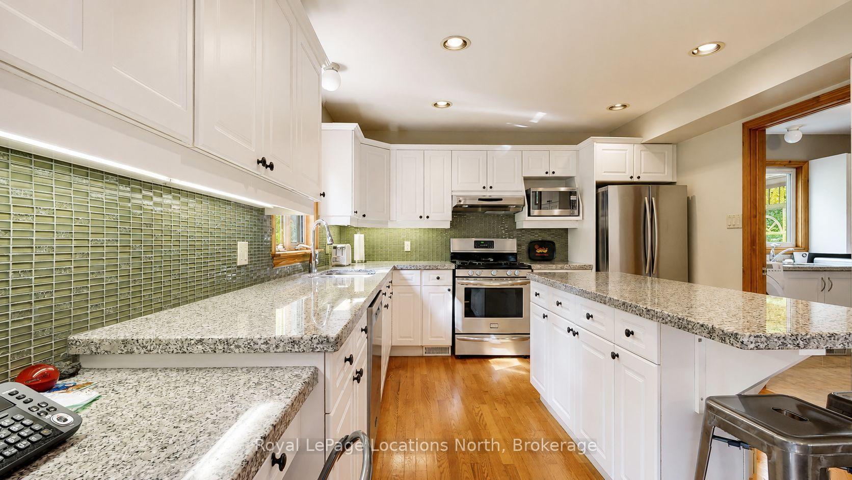 Photo 27 of 1657 Shore Lane, Wasaga Beach — HOMEH