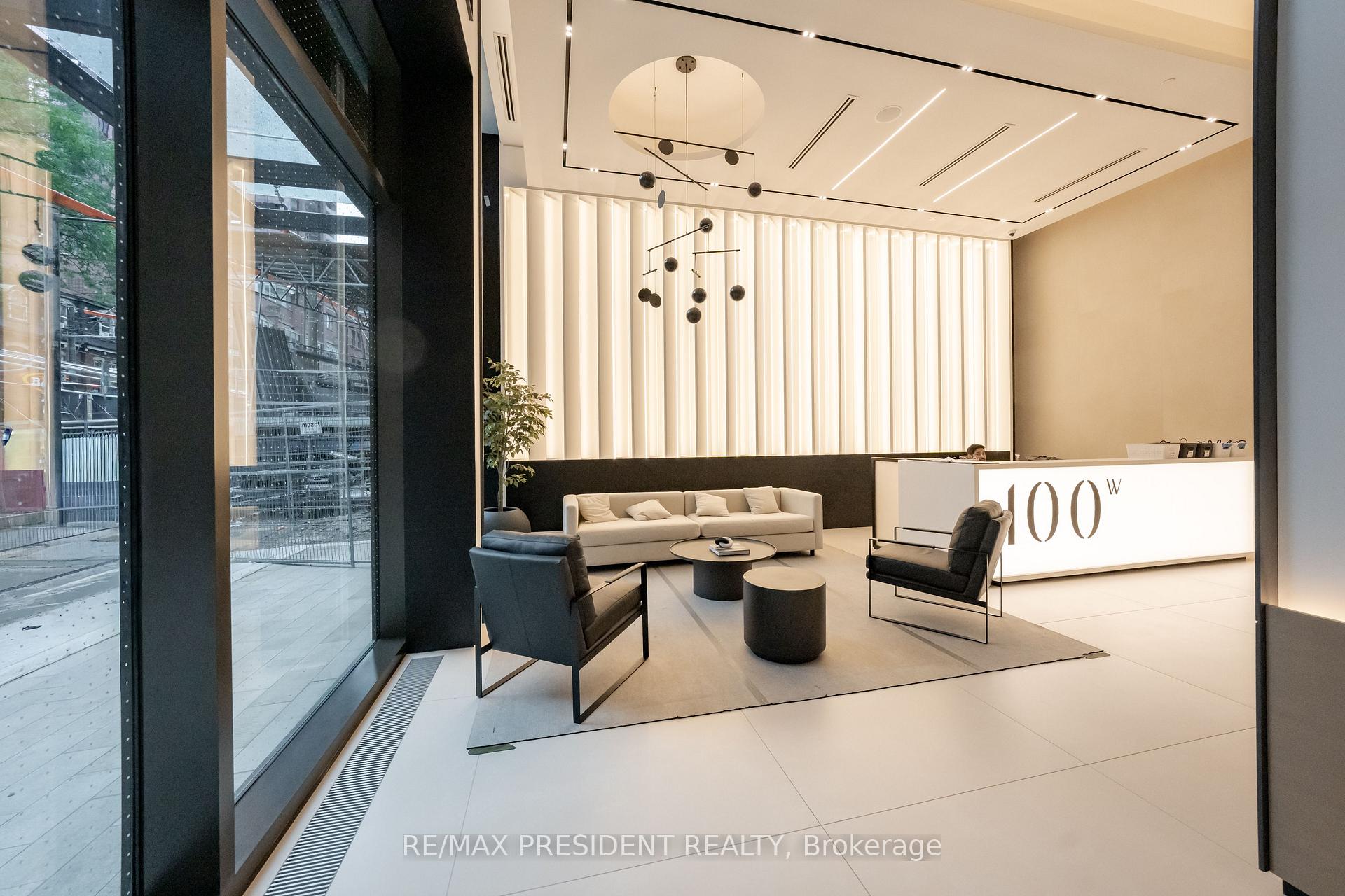 Photo 2 of Unit 822, 400 King Street W, Toronto, Waterfront Communities — HOMEH