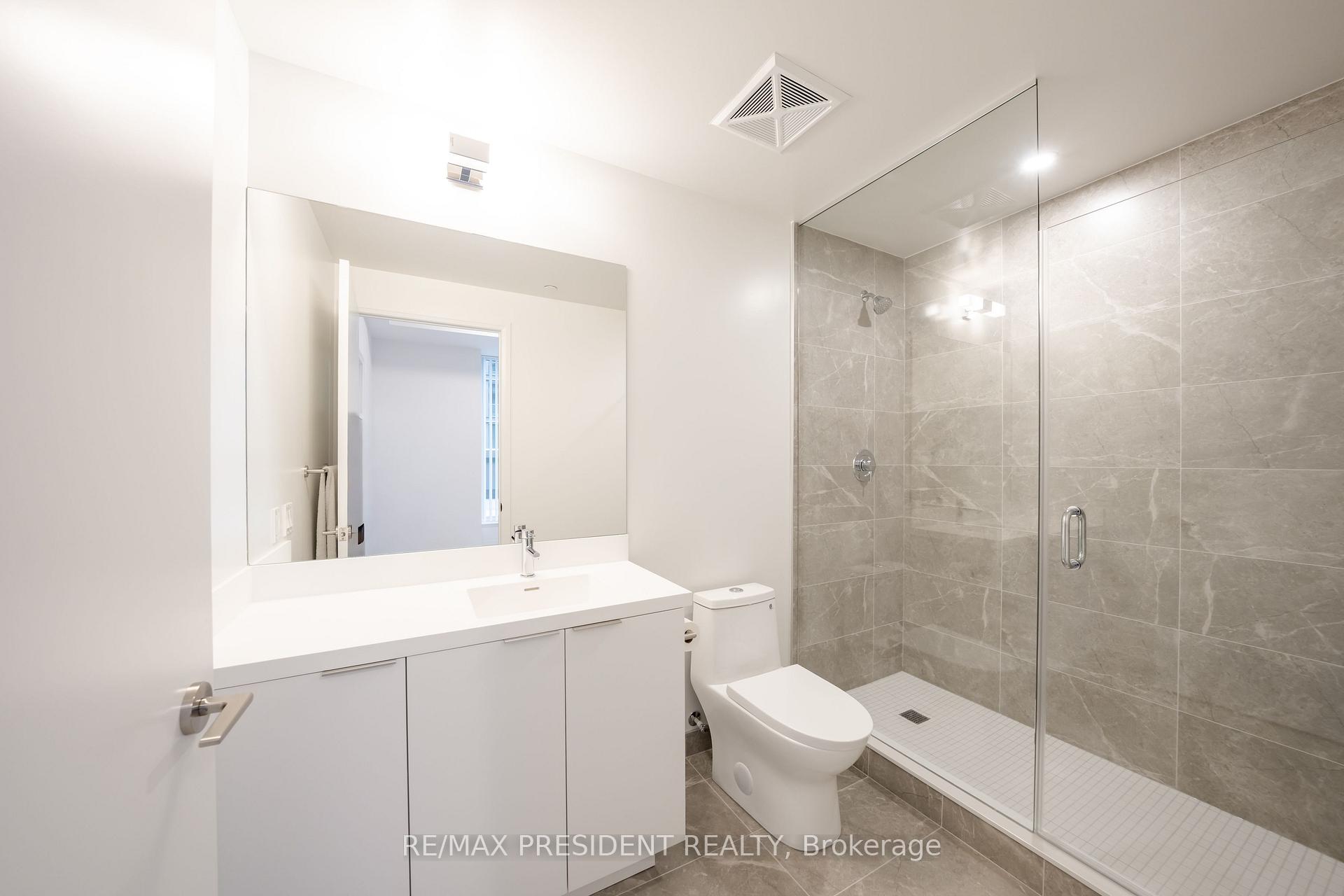 Photo 11 of Unit 822, 400 King Street W, Toronto, Waterfront Communities — HOMEH