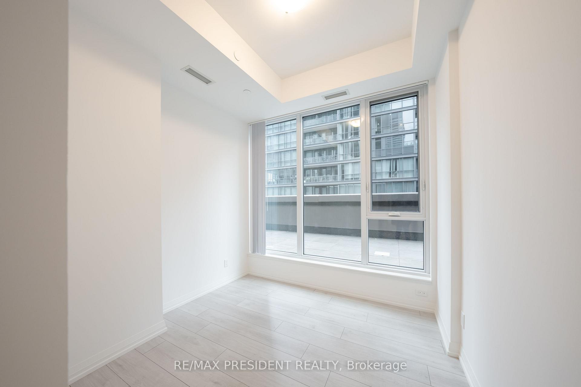 Photo 14 of Unit 822, 400 King Street W, Toronto, Waterfront Communities — HOMEH