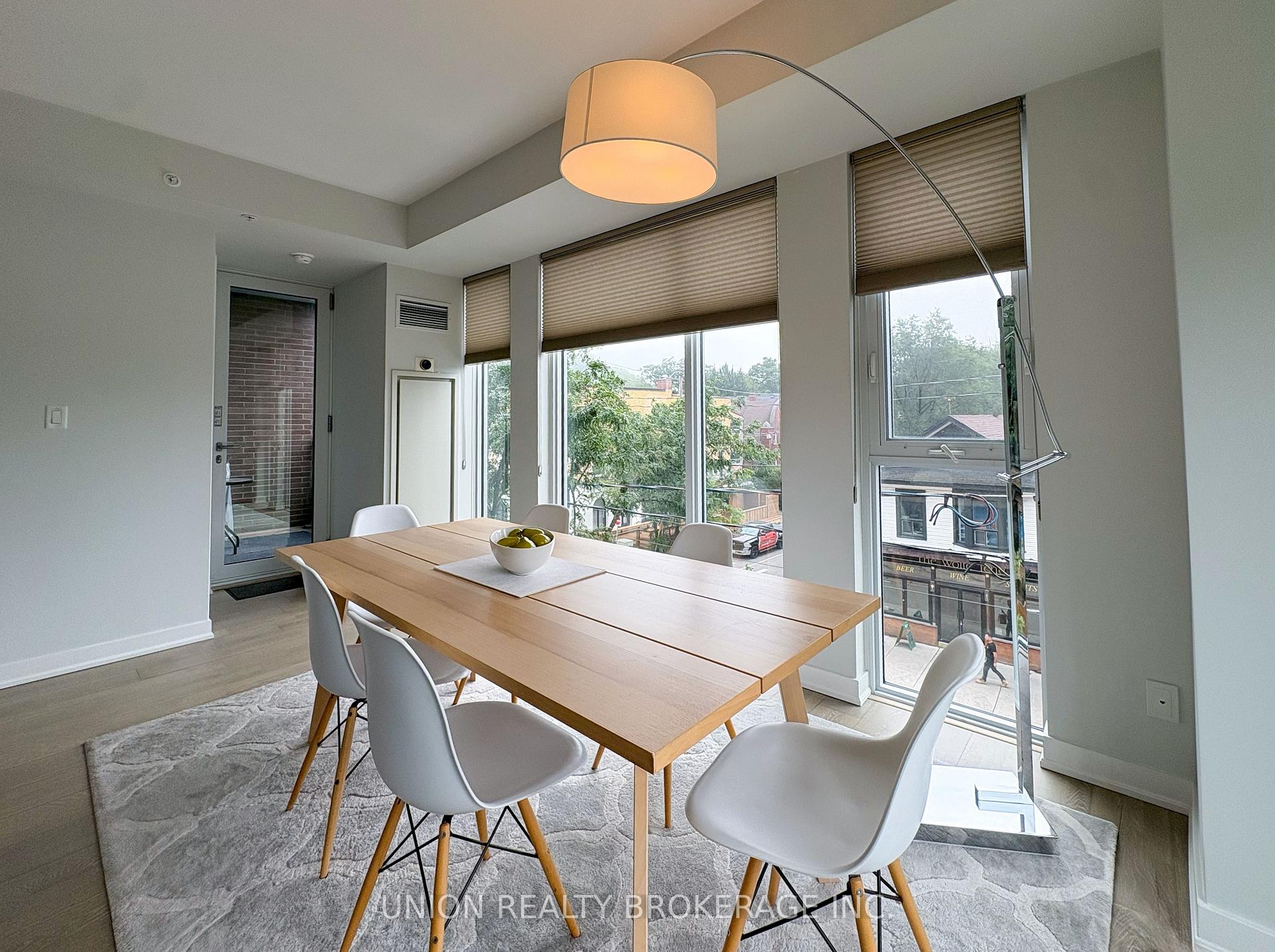 Photo 14 of Unit 307, 1960 Queen Street, Toronto, The Beaches — HOMEH